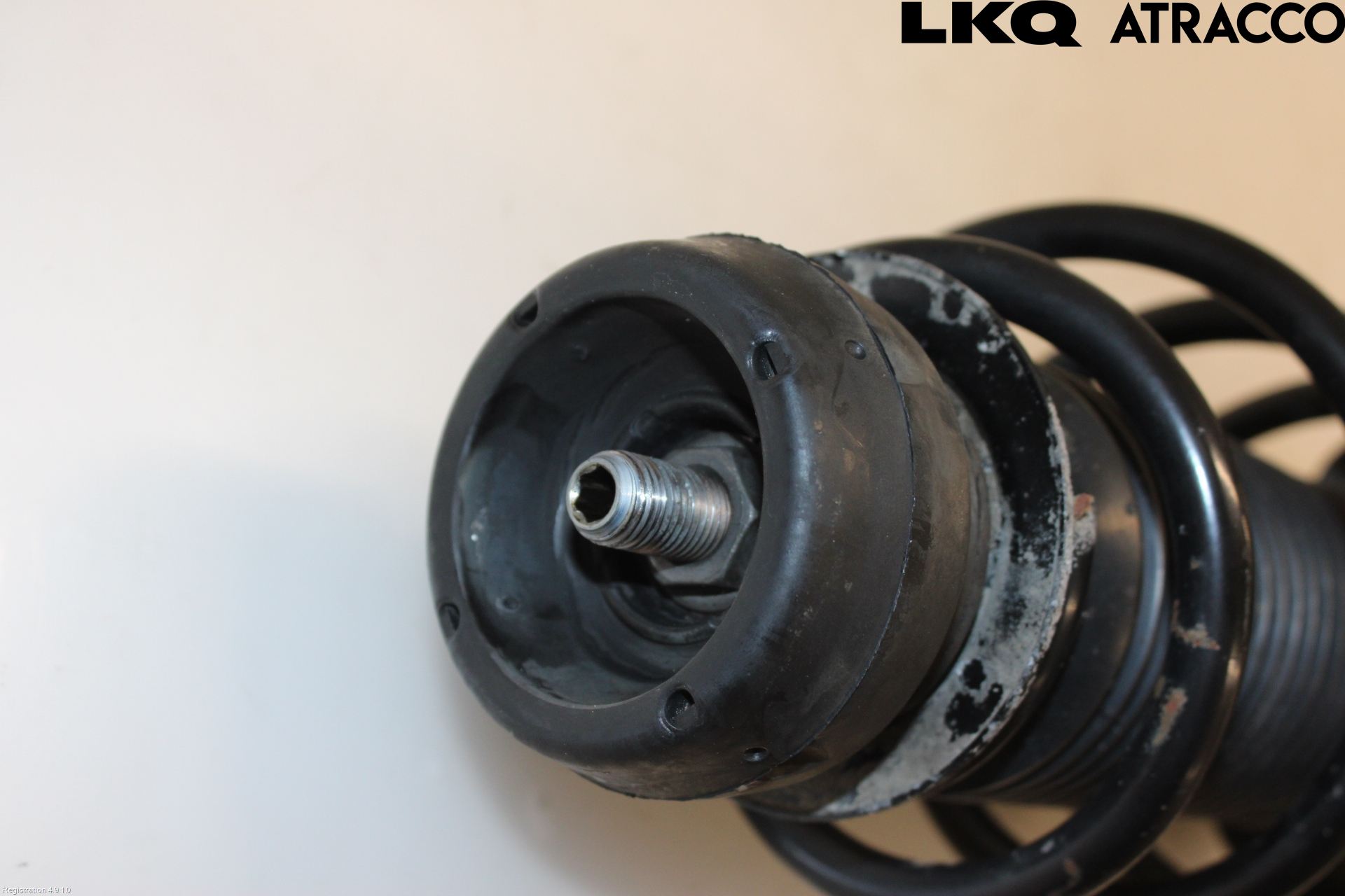 Volkswagen VW POLO 10-17 Fjærbein Foran Venstre