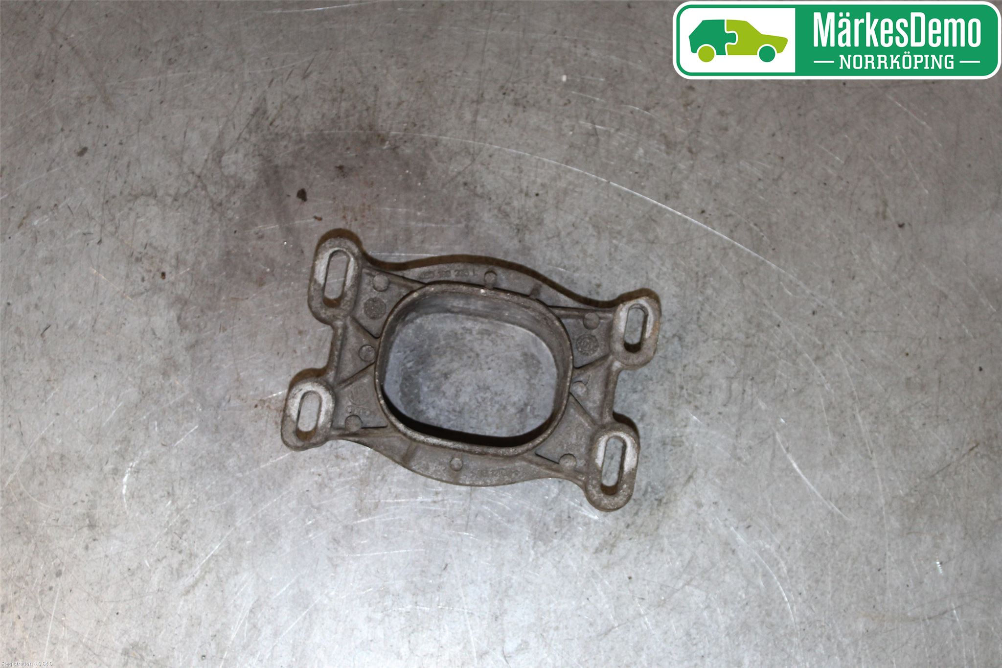 Audi A6/S6     05-11 Motor Feste Stål-Alu