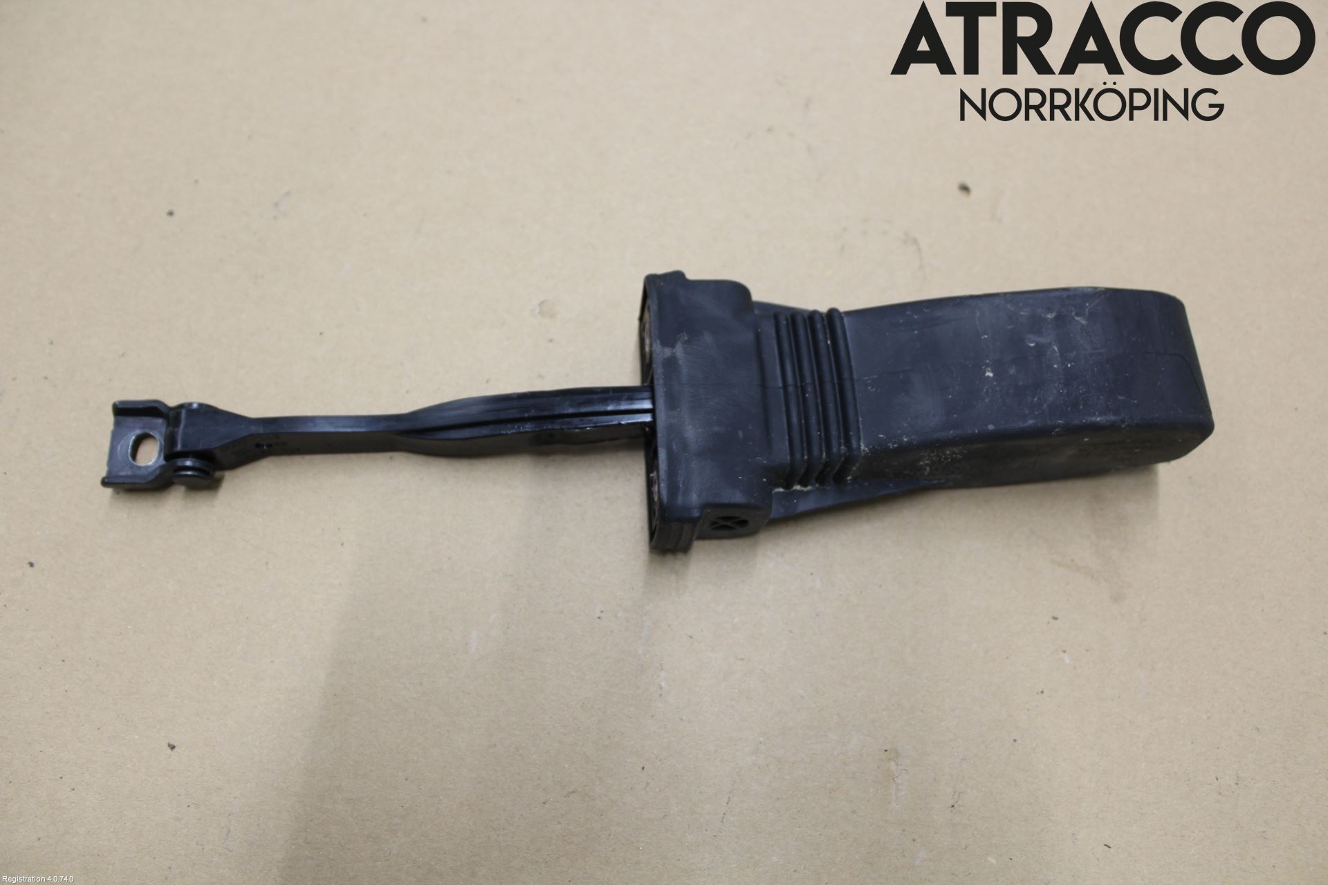 Audi A6 F2/C8 19- Dørstopper