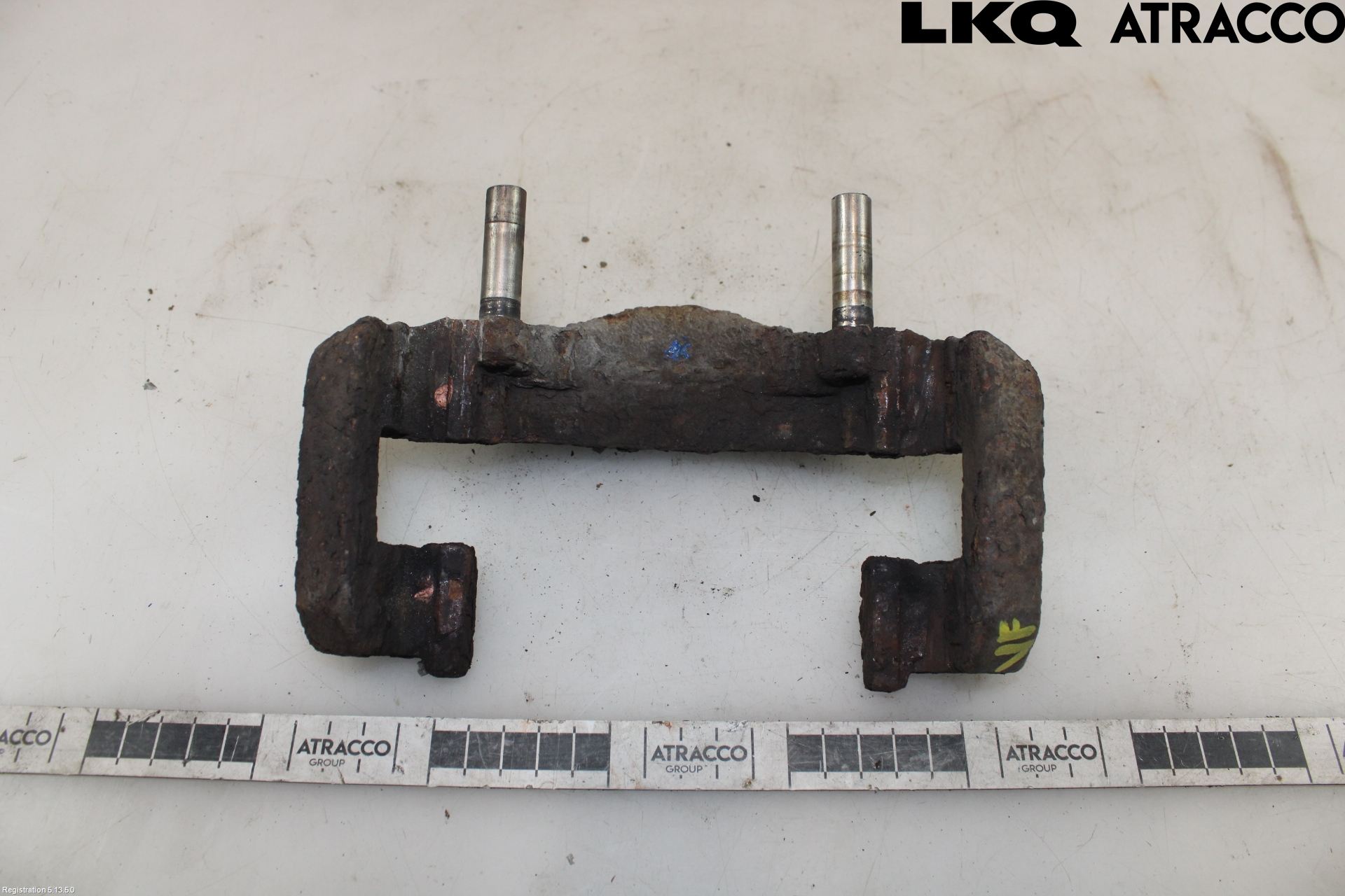 Peugeot 5008 10-16 Bremsecaliper Feste Holder