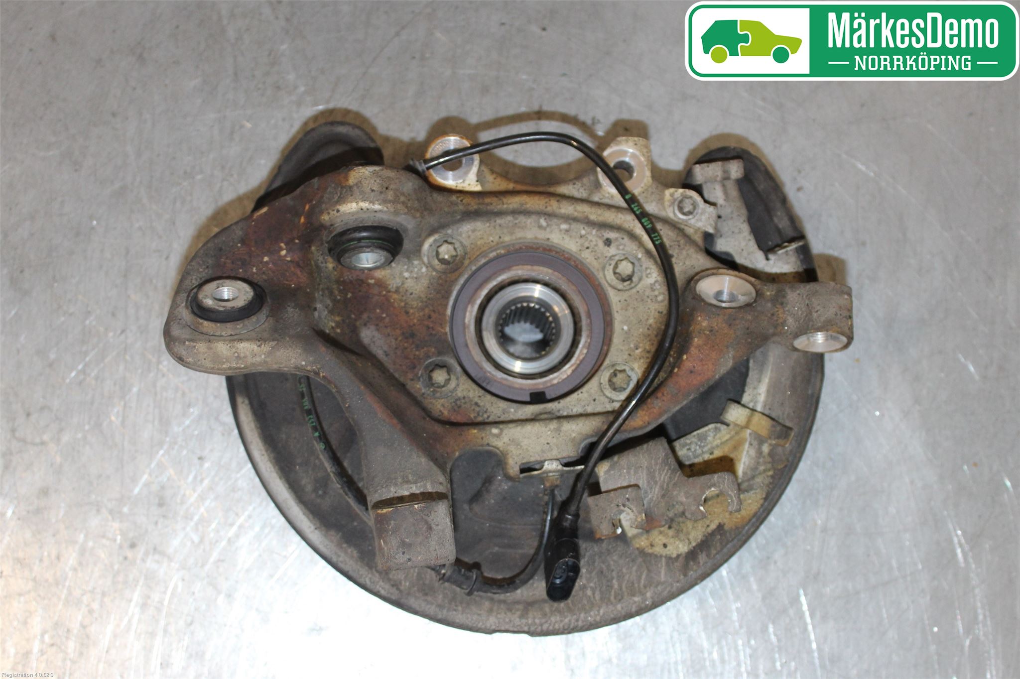 Mercedes-Benz MB GLC-KLASS (X253/C253) 15-22 Spindel Vb
