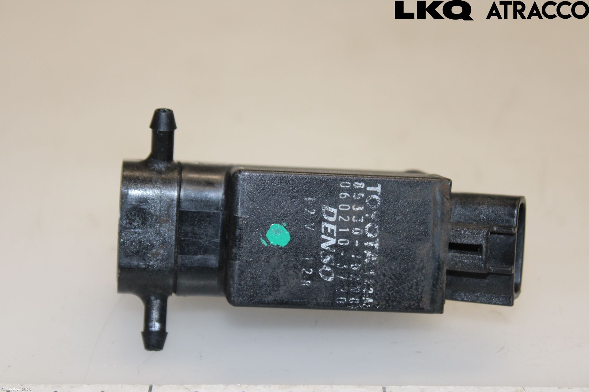 Toyota STARLET 97-99 Spylerpumpe Frontrute