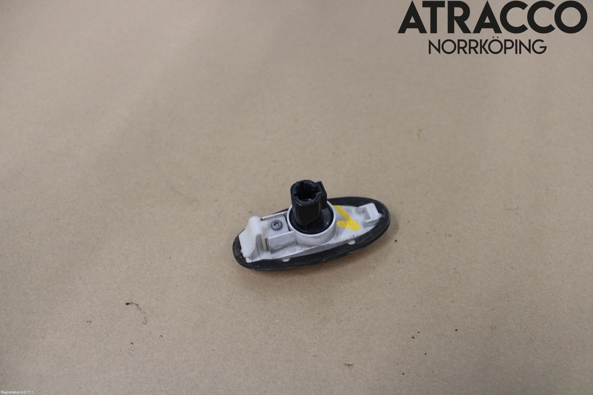 Nissan NAVARA 98-05 Blinklykt Side Venstre