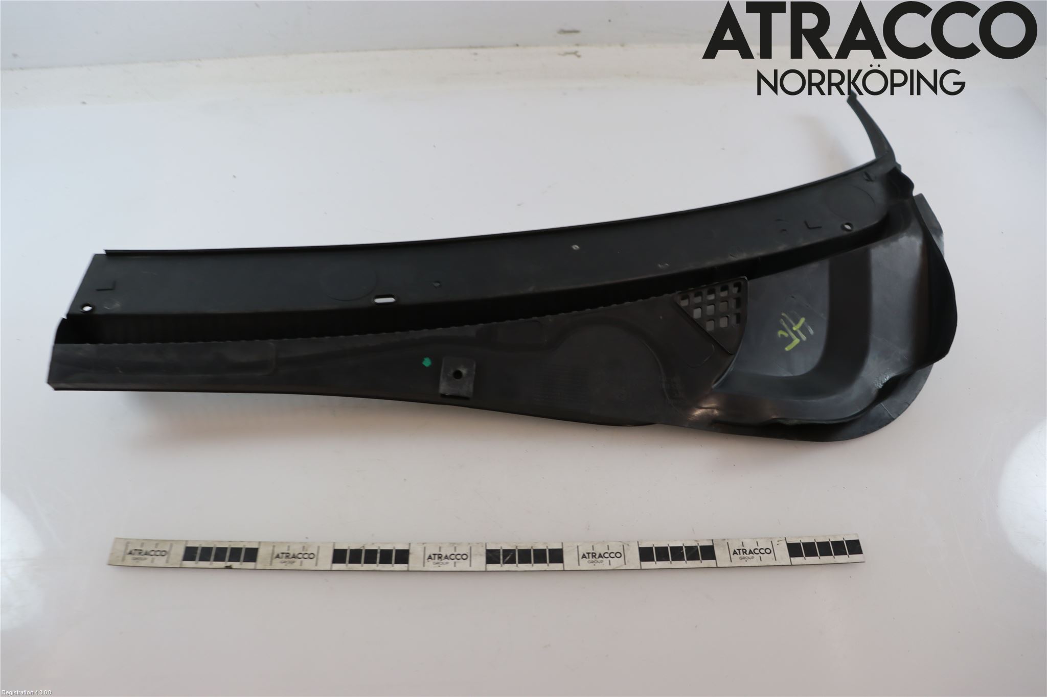 Volkswagen VW POLO VI 18->> Visker Deksel-Grill-Under Frr