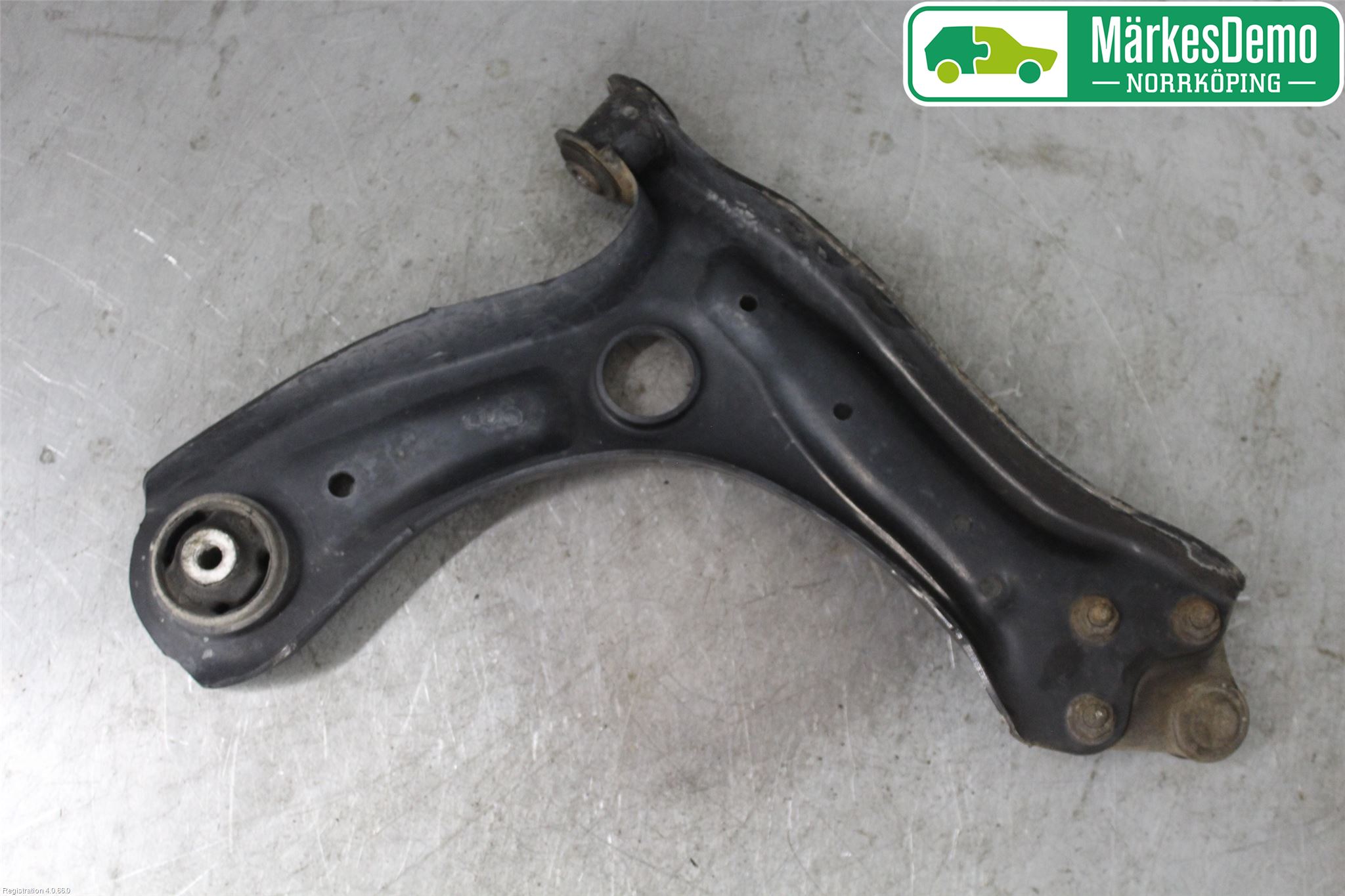 Volkswagen VW POLO 10-17 Bærearm Foran Venstre Nedre