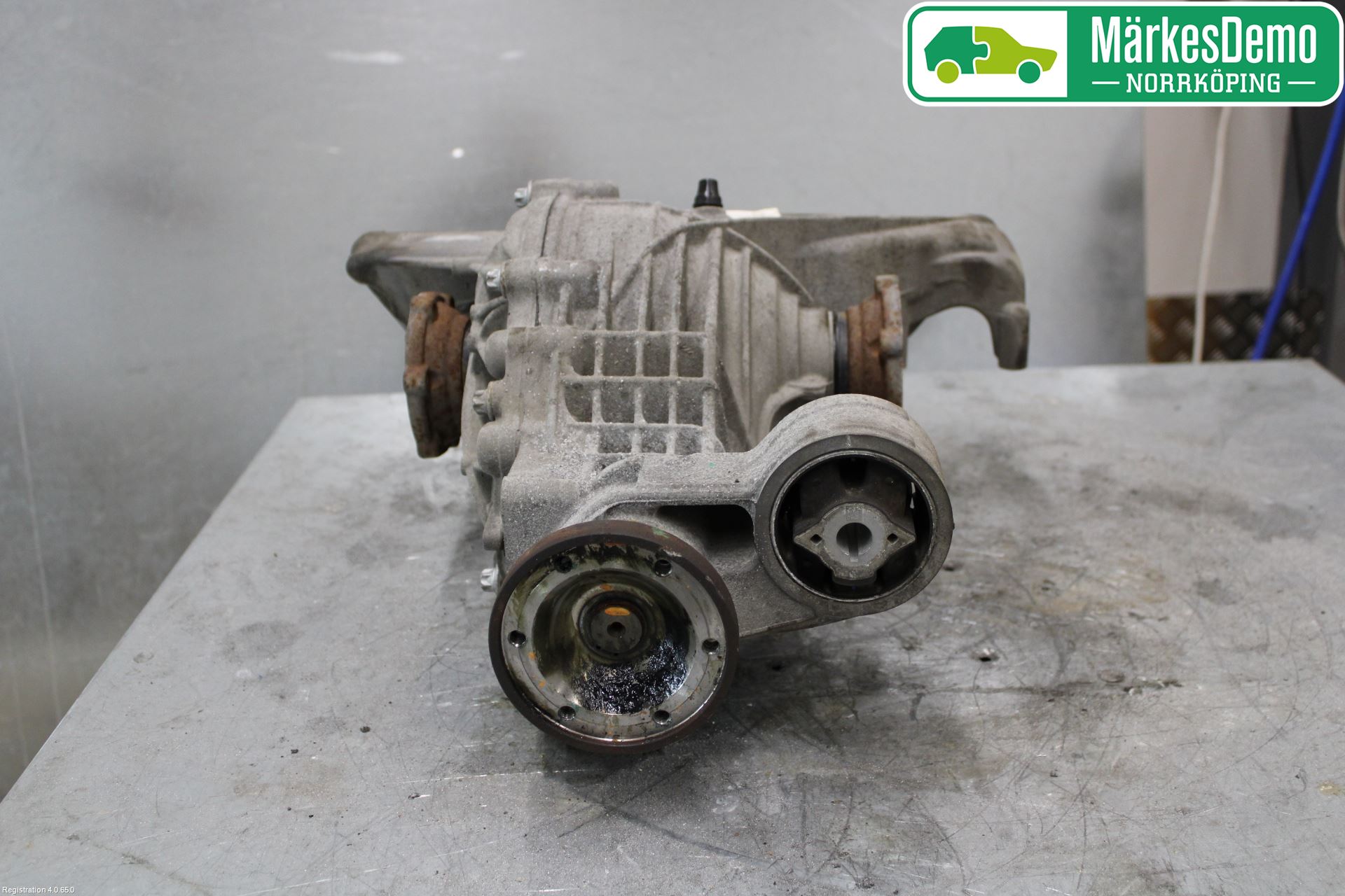 Audi Q7/SQ7 Bakaksel Kardang Bak -Diff
