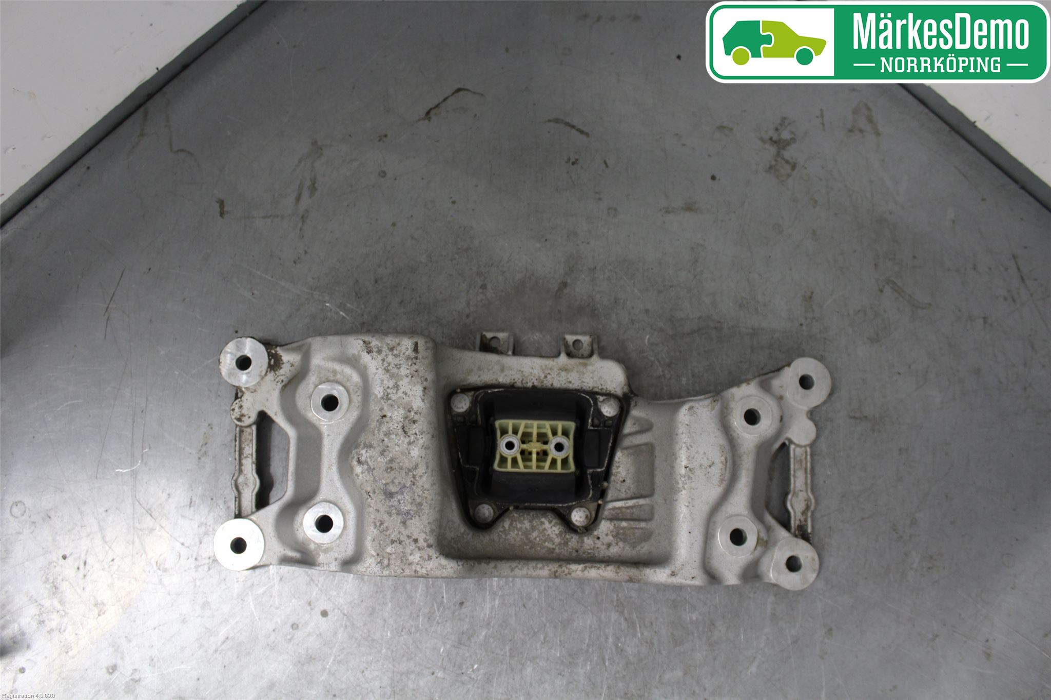 Audi A6/S6     05-11 Gearkasse Bjelke - Travers