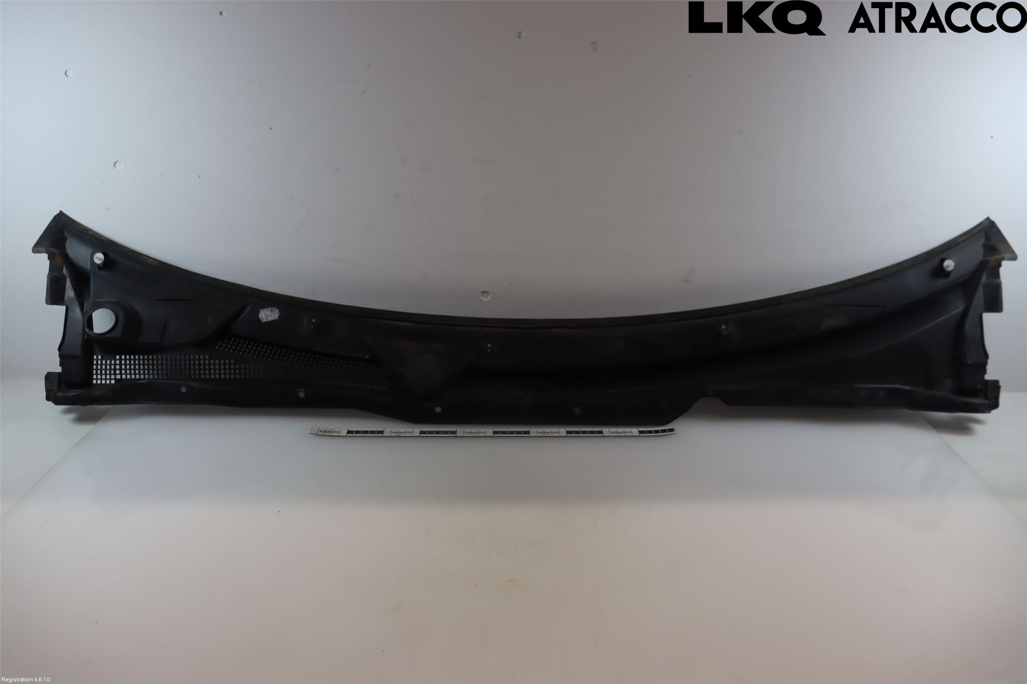 Nissan ALMERA    00-06 Visker Deksel-Grill-Under Frr