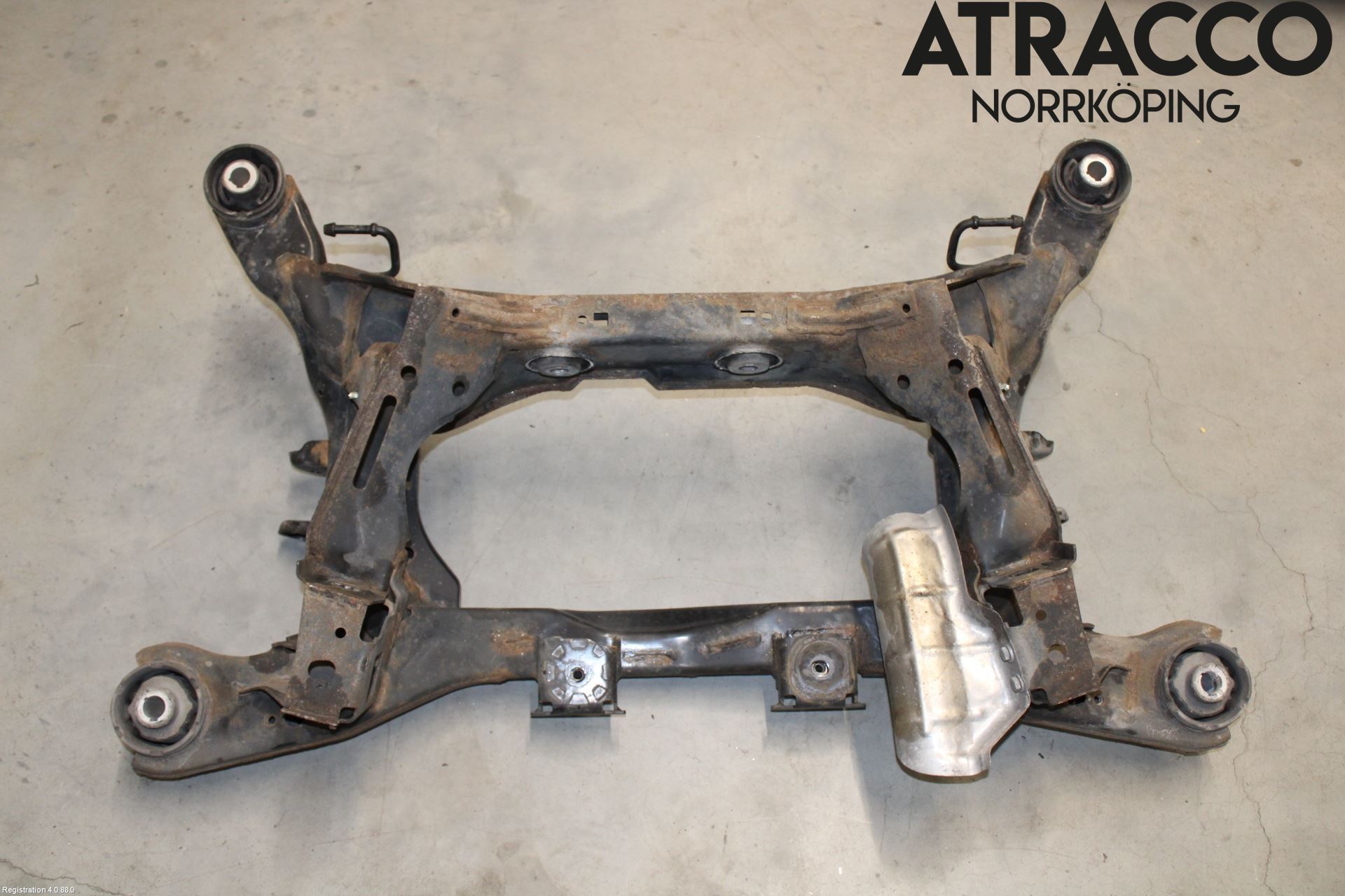 Jaguar XE (X760) 15-24 Bakaksel Feste Travers-Ramme