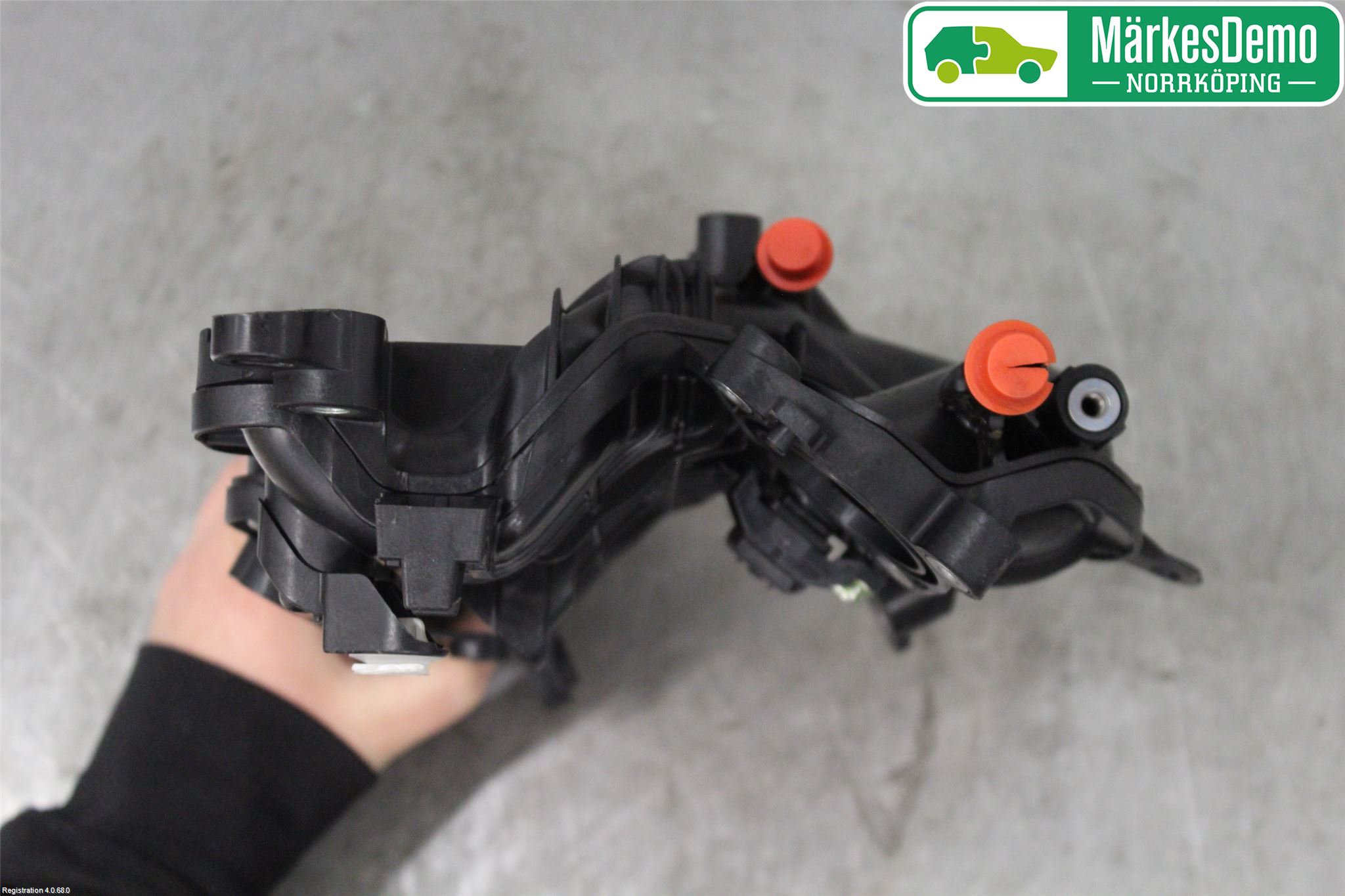 Toyota YARIS XP130 15-20 Innsugningsmanifold