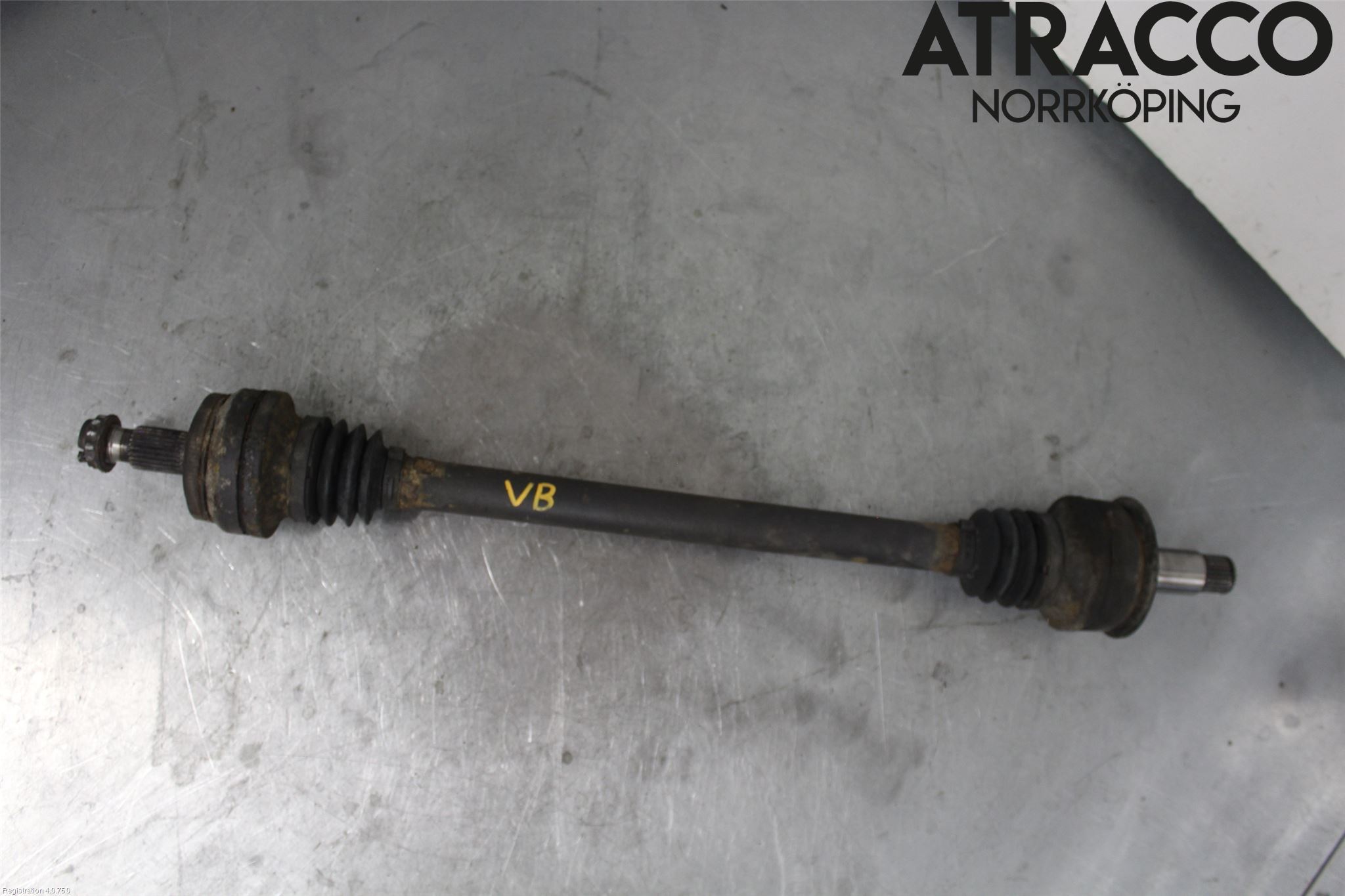 Mercedes-Benz MB C-KLASS (W204) 07-15 Drivaksel Bak Kompl Venstre