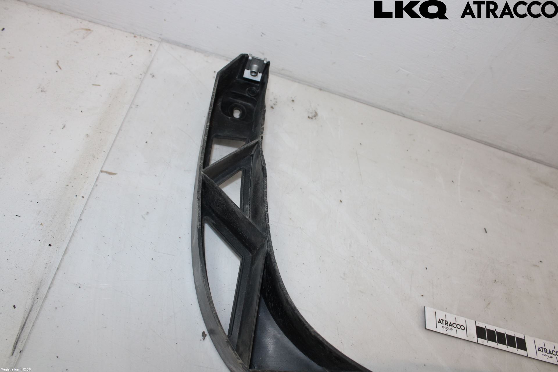 Volkswagen VW PASSAT 05-11 Støtfanger Bak Midt Del