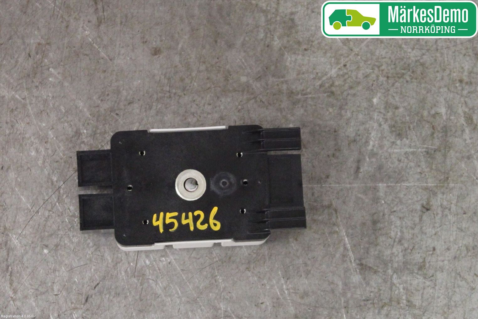 Volkswagen VW GOLF / E-GOLF VII 13-20 Stereo Antenneforsterker