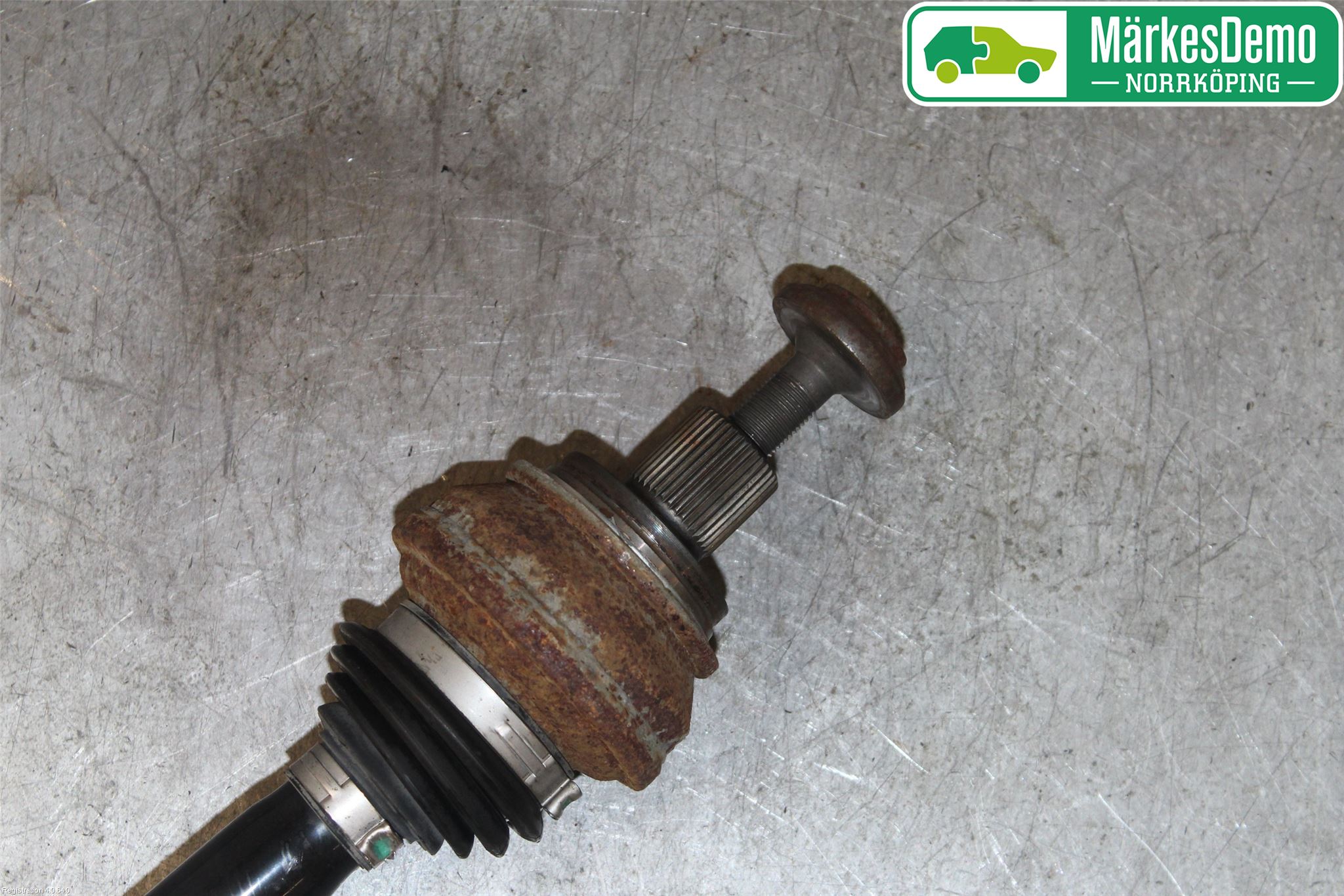 Audi A4/S4 B9 16-19 Drivaksel Bak Kompl Venstre