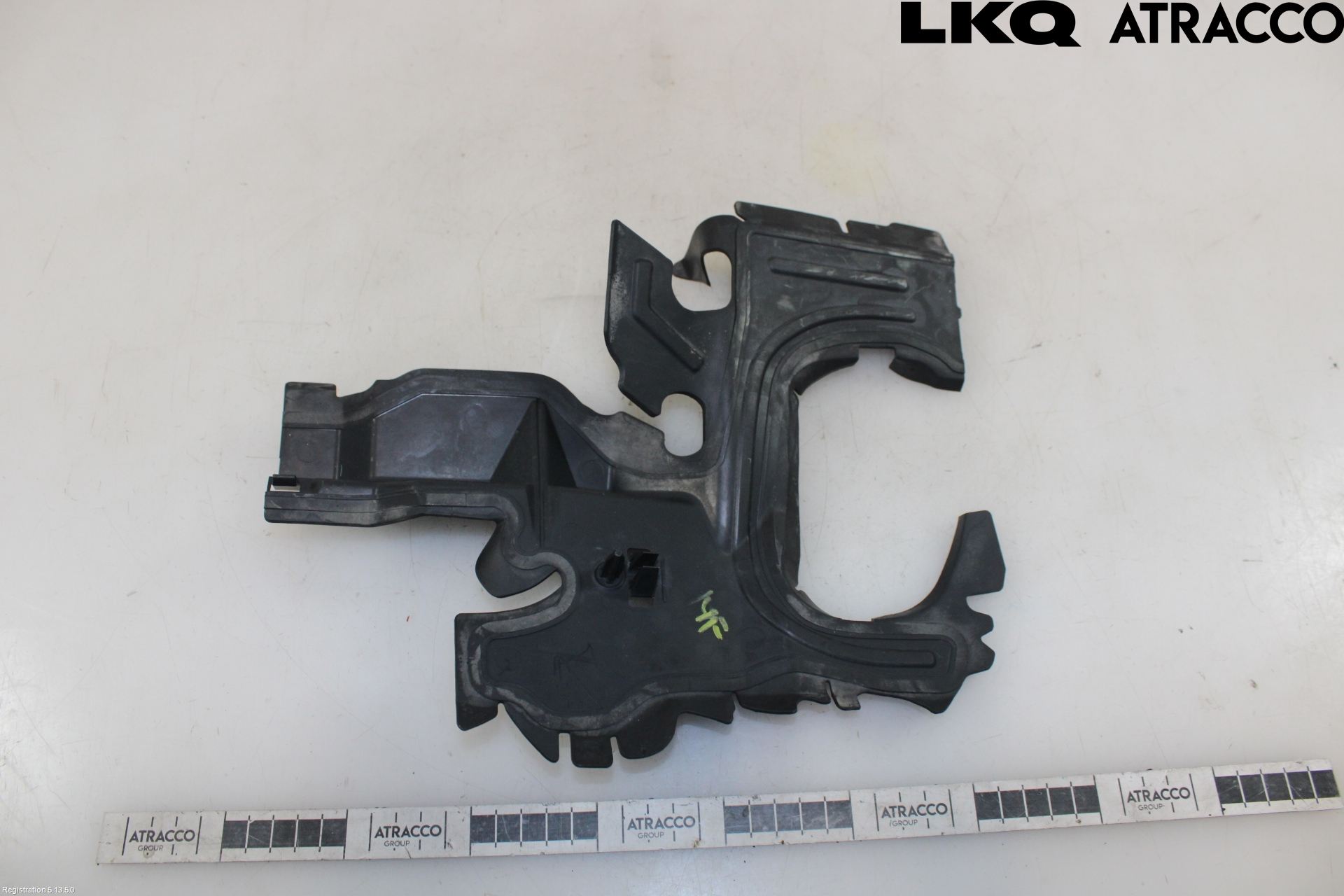 Opel INSIGNIA 17- Luftstyring Front