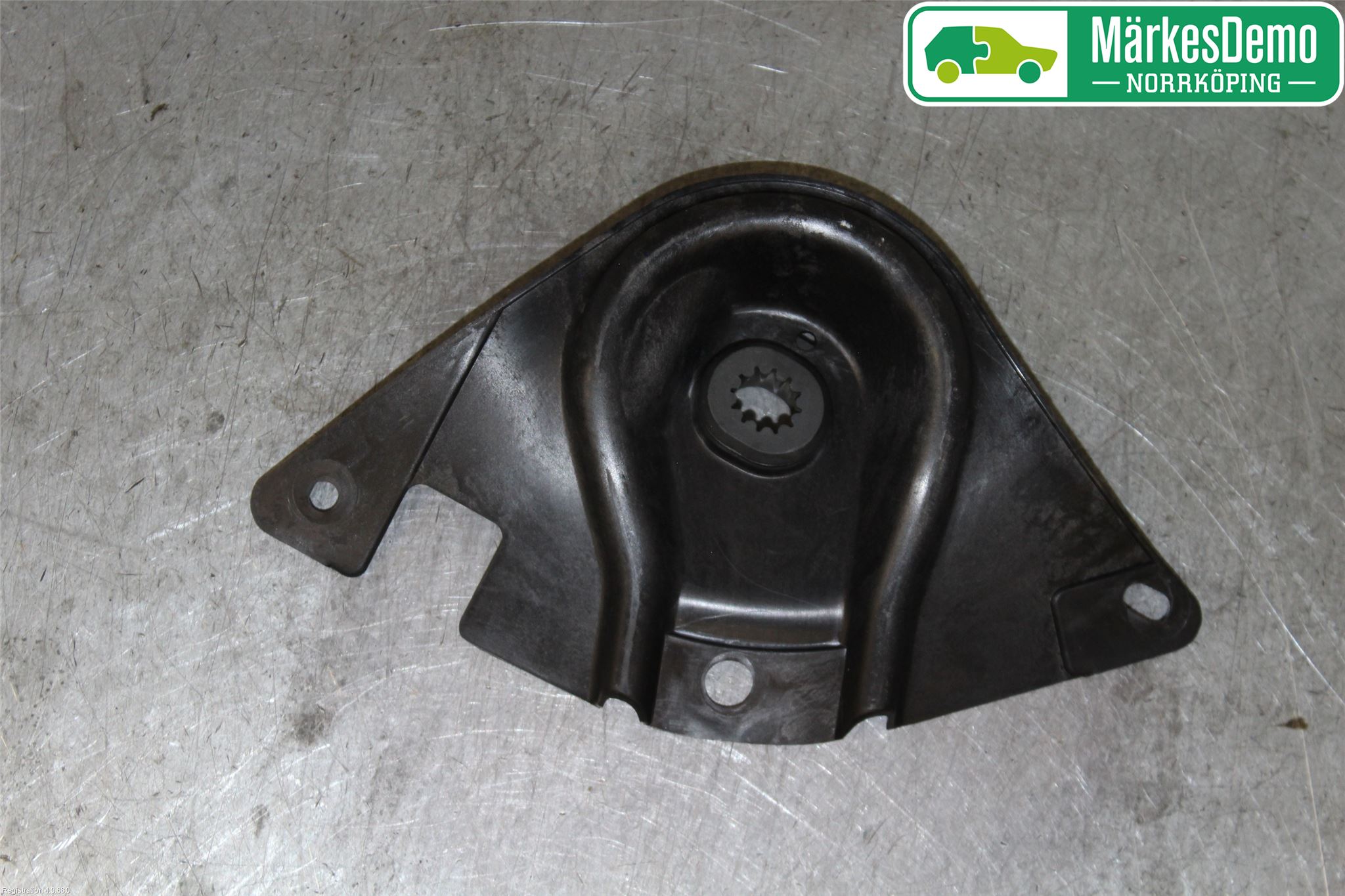 Jaguar S-TYPE Radiator Feste - Ramme - Bjelk