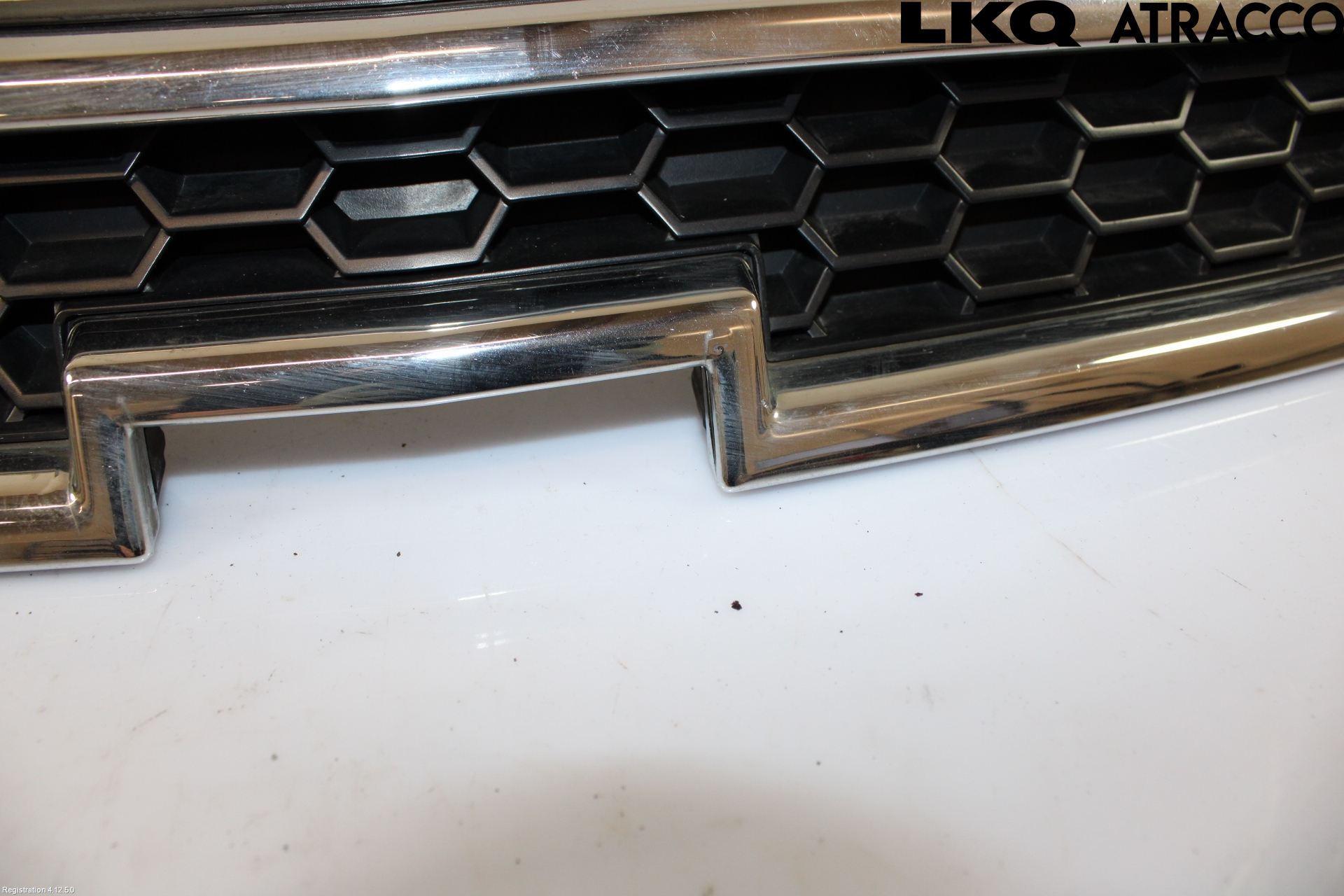 GM CHEVROLET ORLANDO Grilldel Midt