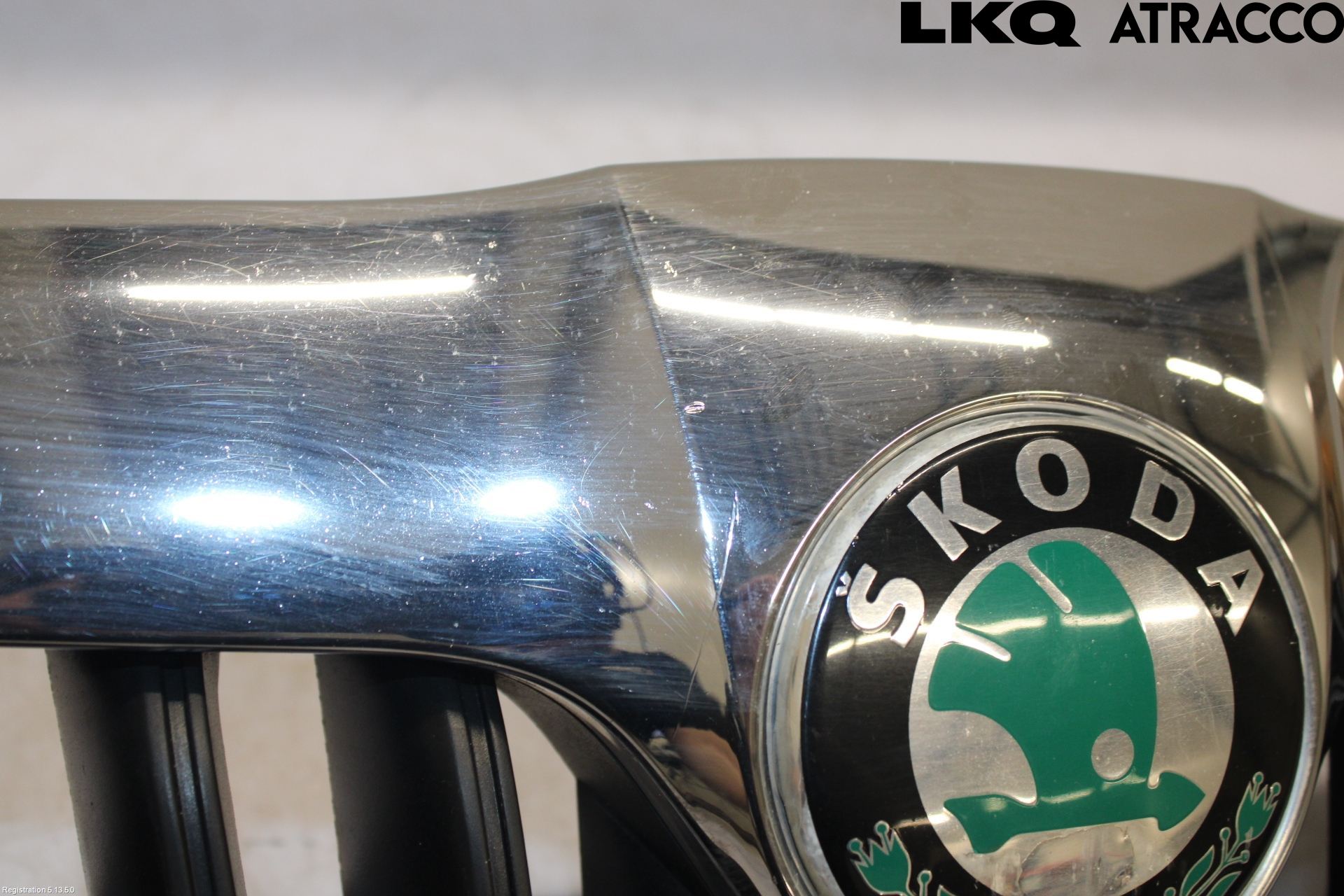 Skoda OCTAVIA (1Z) 05-13 Grill Komplett
