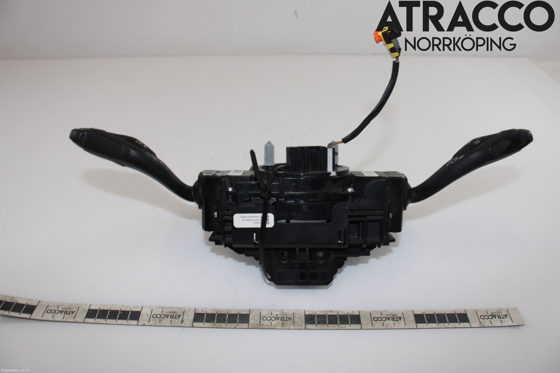 Ford FOCUS 15-18 Bryter Ratt Kombi H Og V