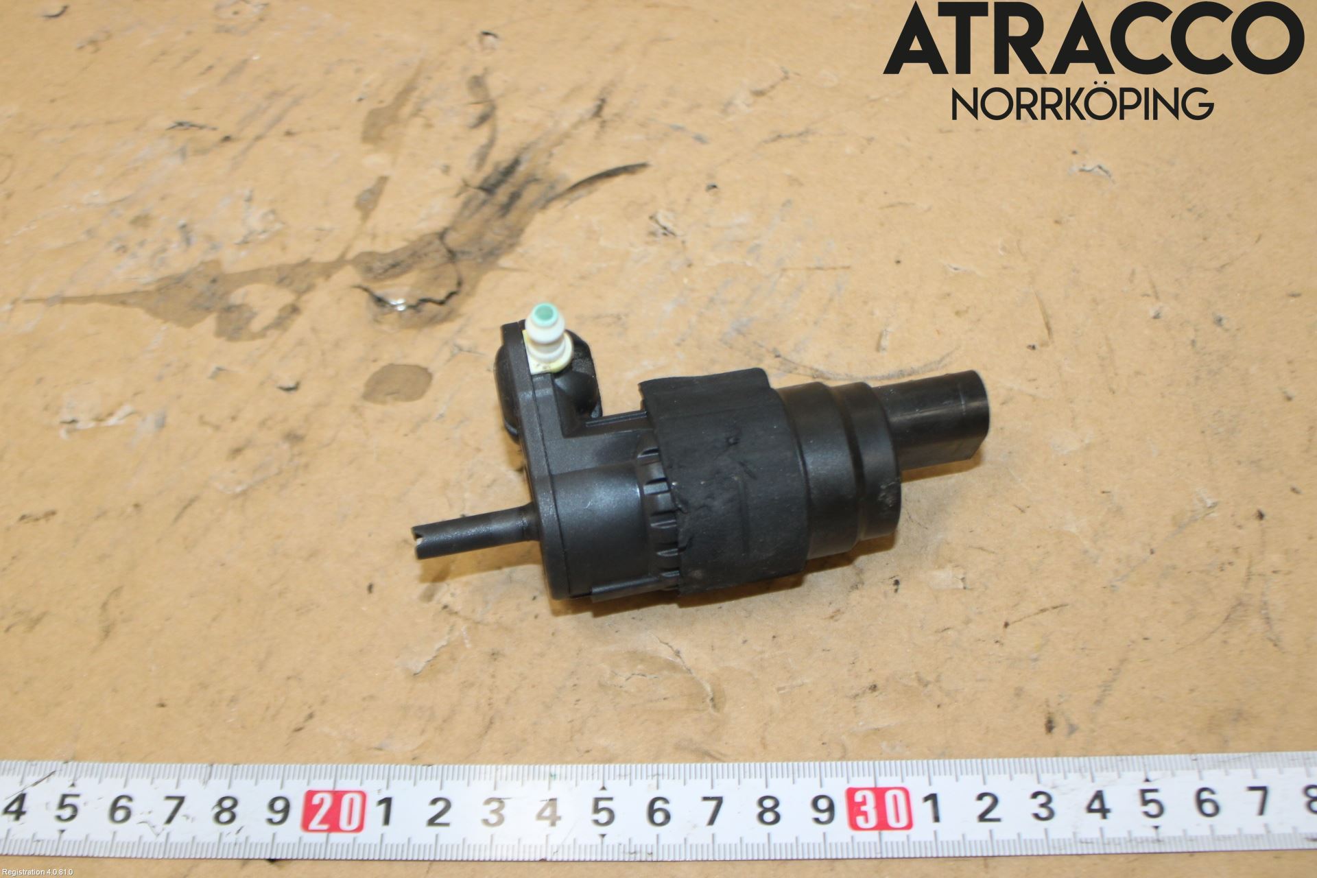 Audi A4 ALLROAD 09-16 Spylerpumpe Frontrute