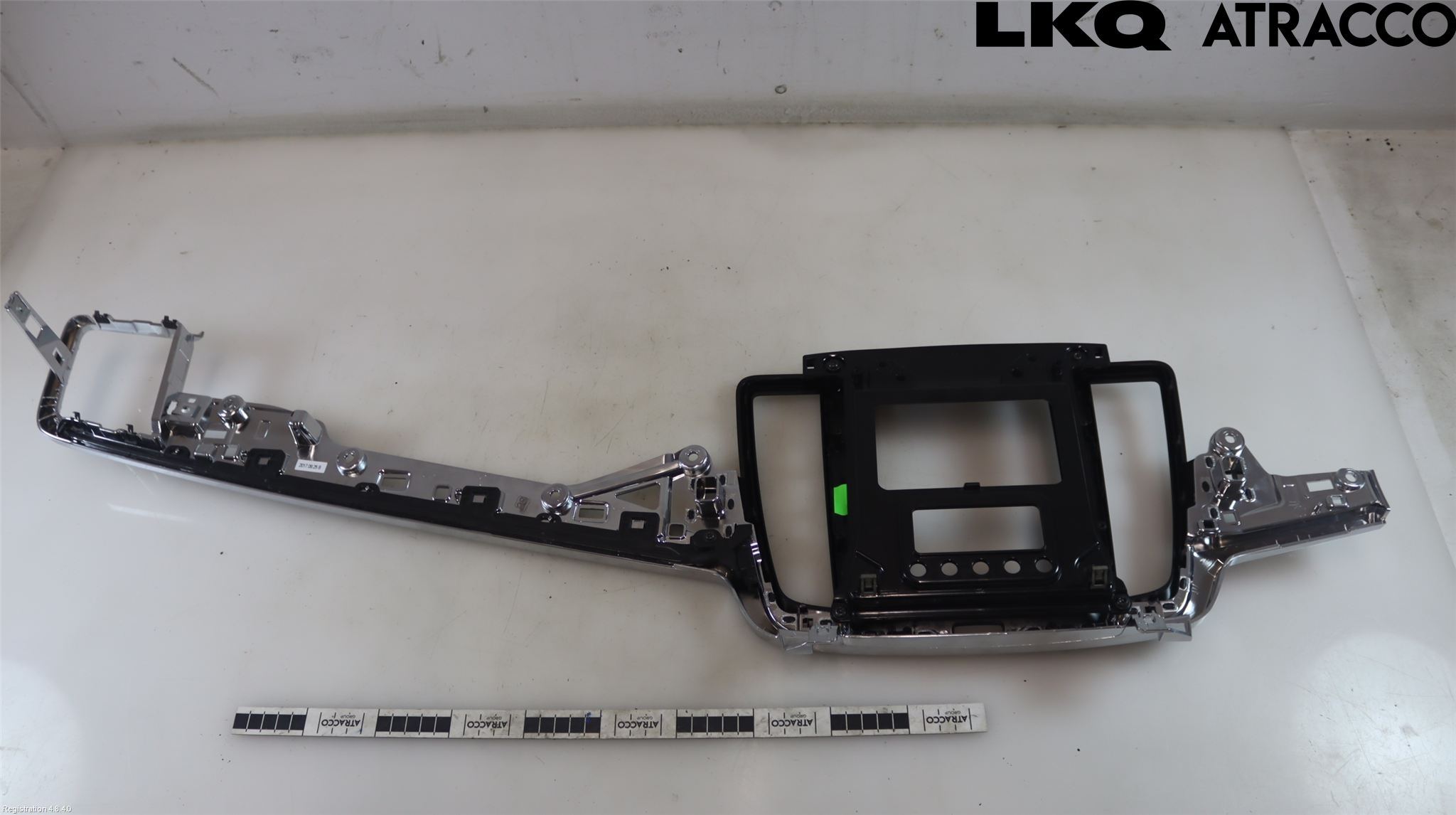 Volvo V90 17->> Innr Dekor Instrbord