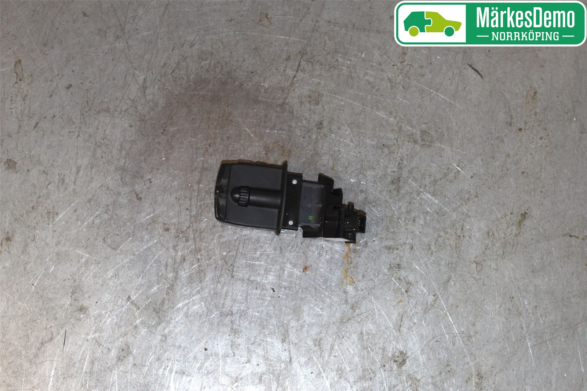 Renault LAGUNA III 08-10 Bryter Ratt Radio-Stereo