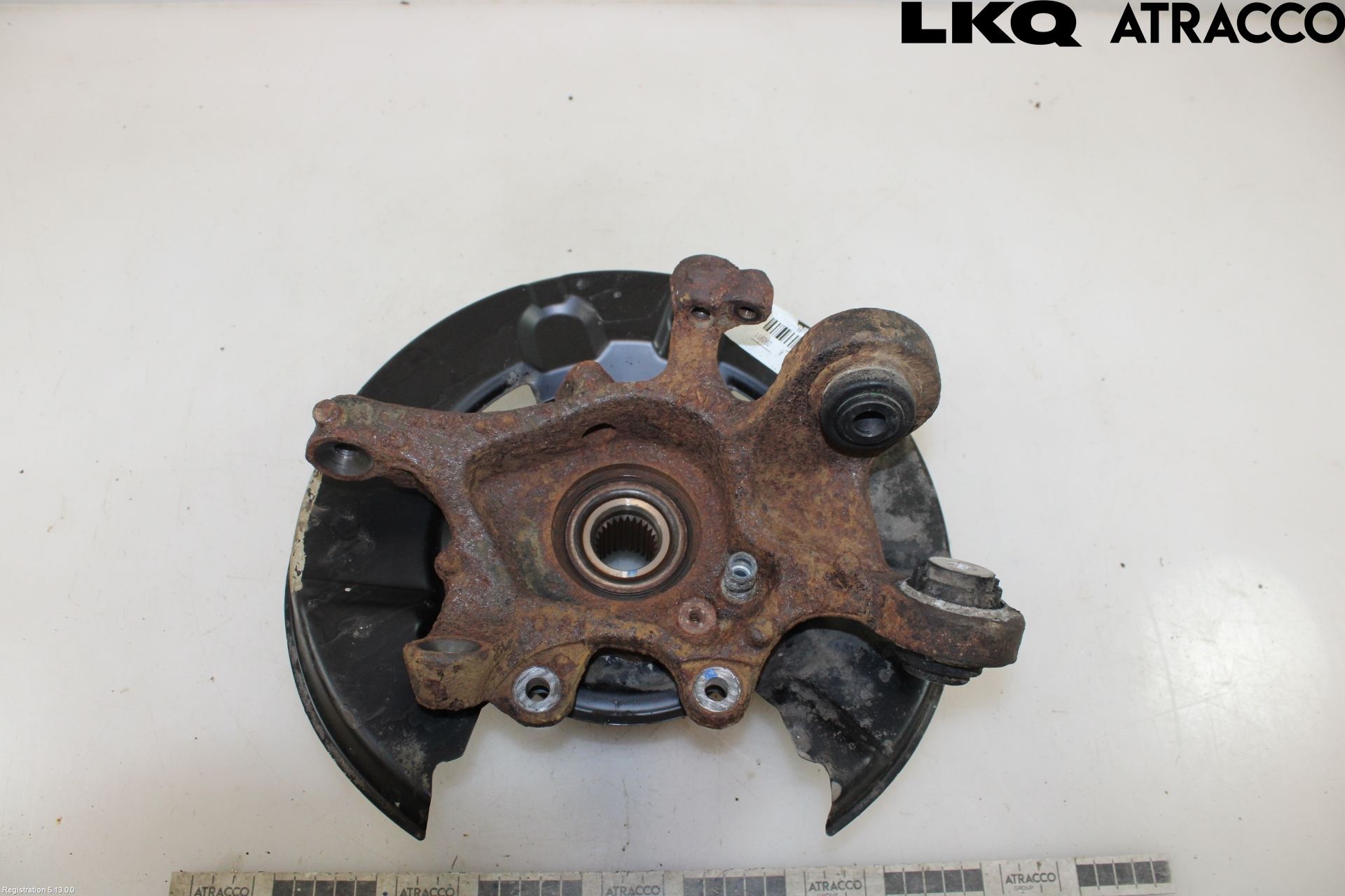 BMW 3 E90/91 SED/TOU 05-12 Spindel Vb