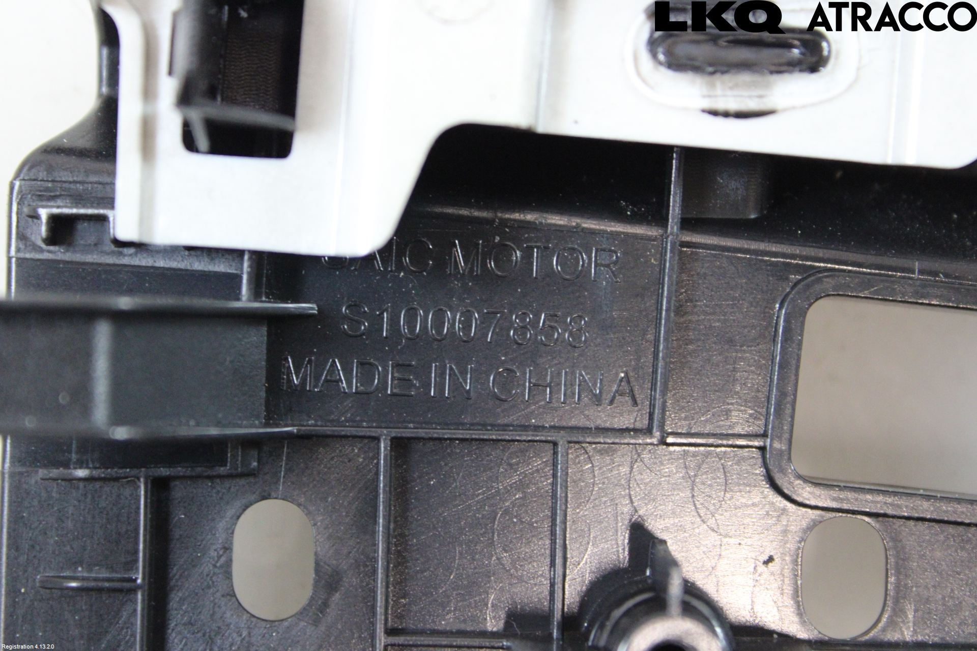 MG 4 23- Inredning Sarg Växelspak