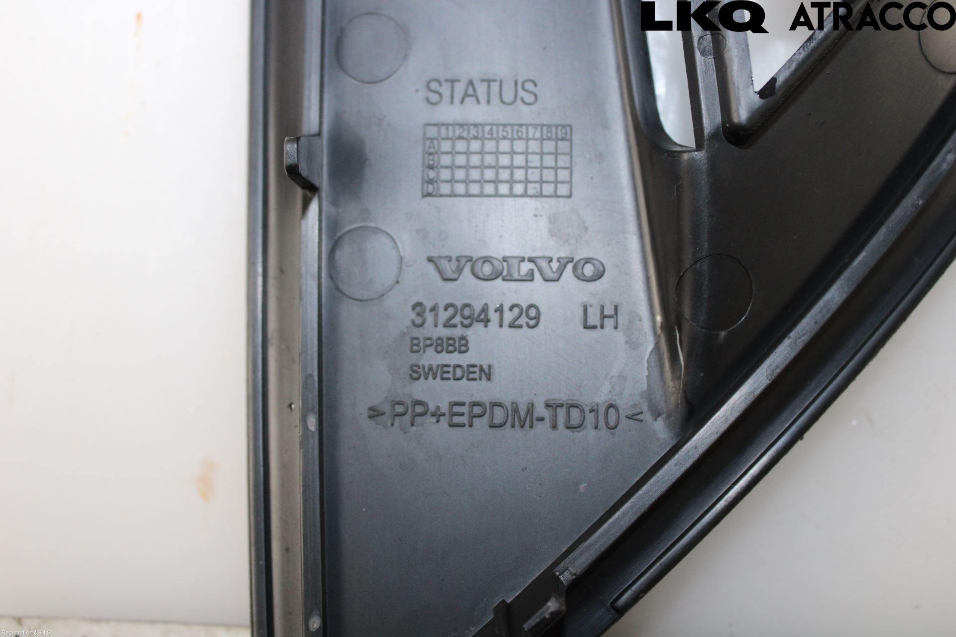Volvo V60 11-13 Grilldel Venstre