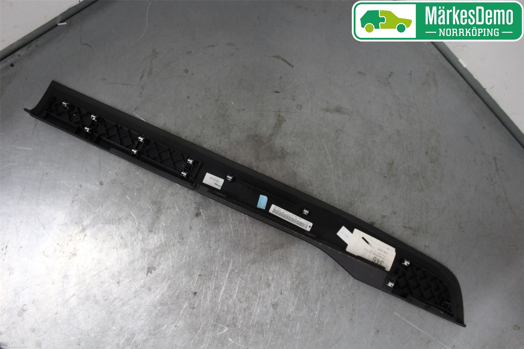 Jaguar XK/XKR 06-14 Instrumentkonsoll Midt