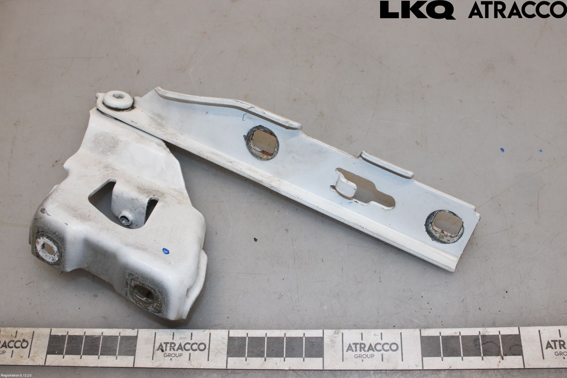 Audi A4/S4 08-11 Panser Hengsel - Hengsler