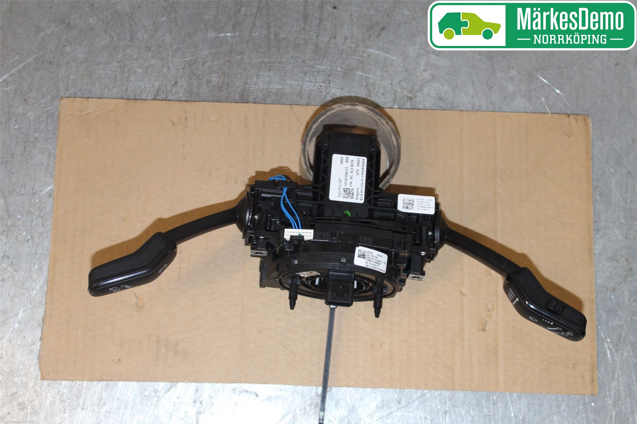 Volkswagen VW GOLF / E-GOLF VII 13-20 Bryter Ratt Kombi H Og V