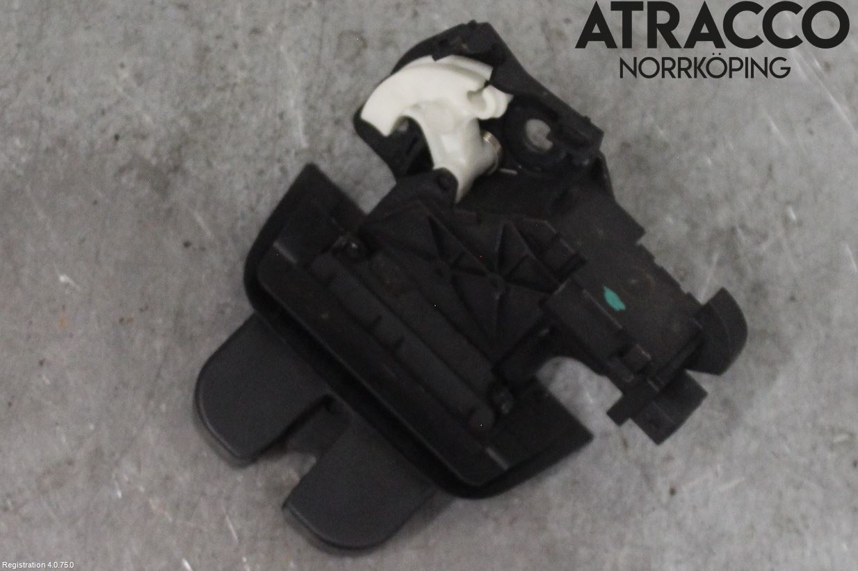 Audi A4/S4 05-07 Bakluke-Lokk Låsekasse