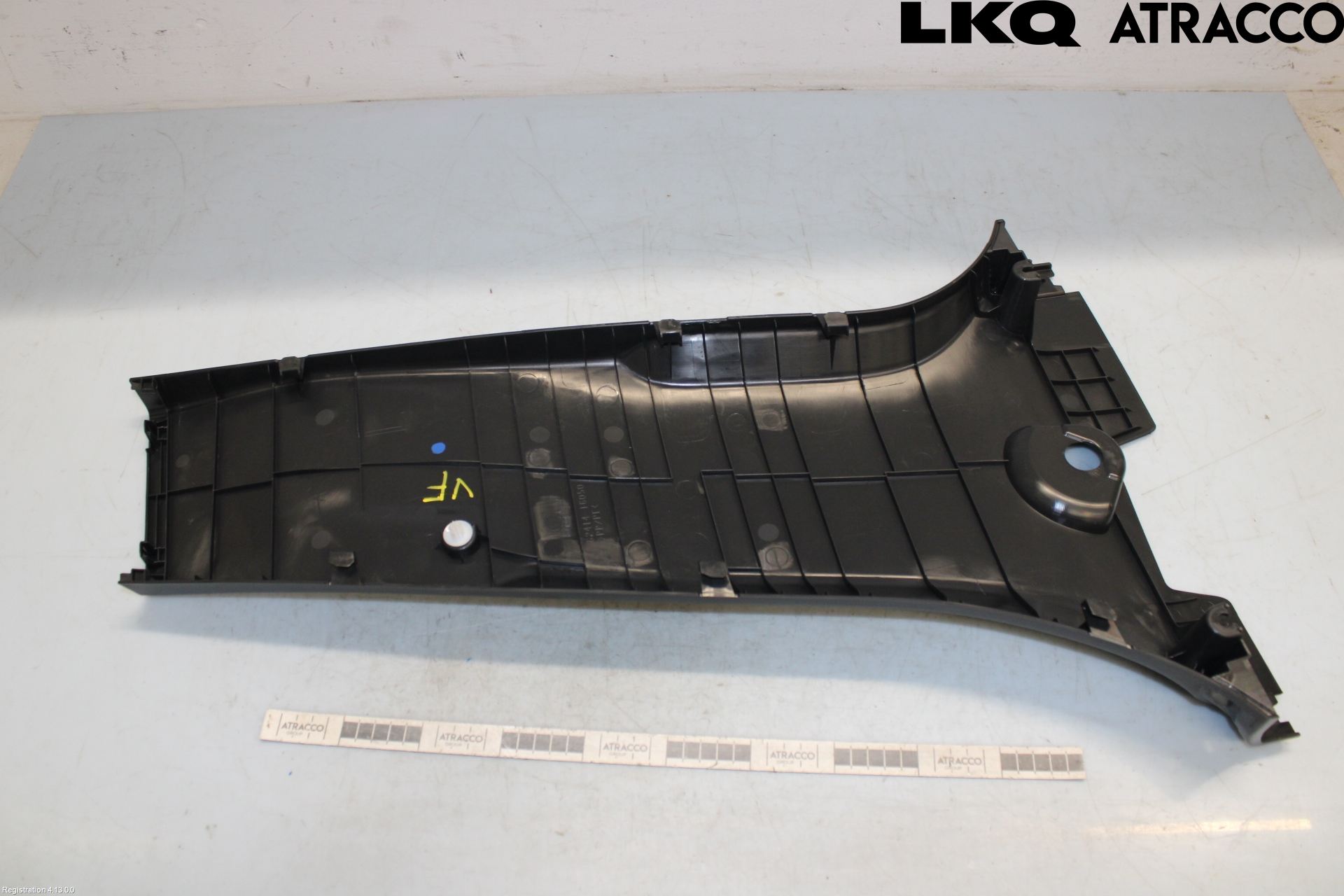 Toyota COROLLA CROSS XG10 22- Innr Deksel A-B-C Stolpe