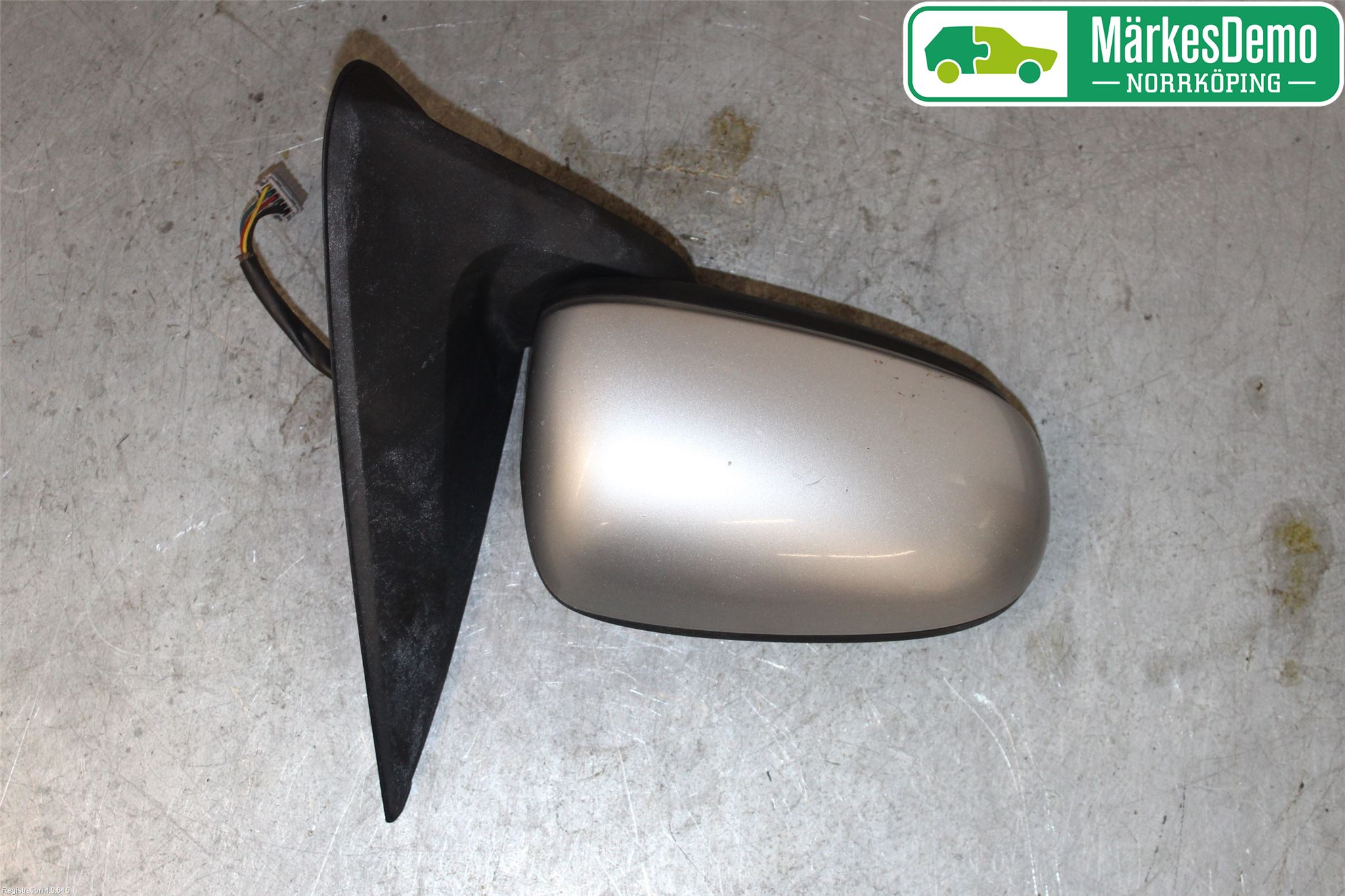 Nissan ALMERA    00-06 Speil H M-El Justering
