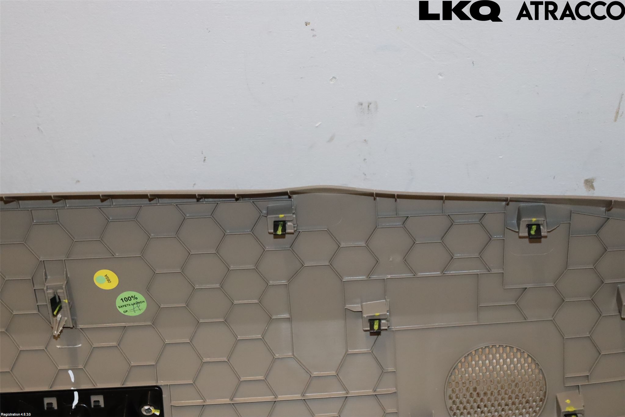 Volkswagen VW TRANSP/CARAVELLE (T7) 22-24 Innvendig Takbrakett