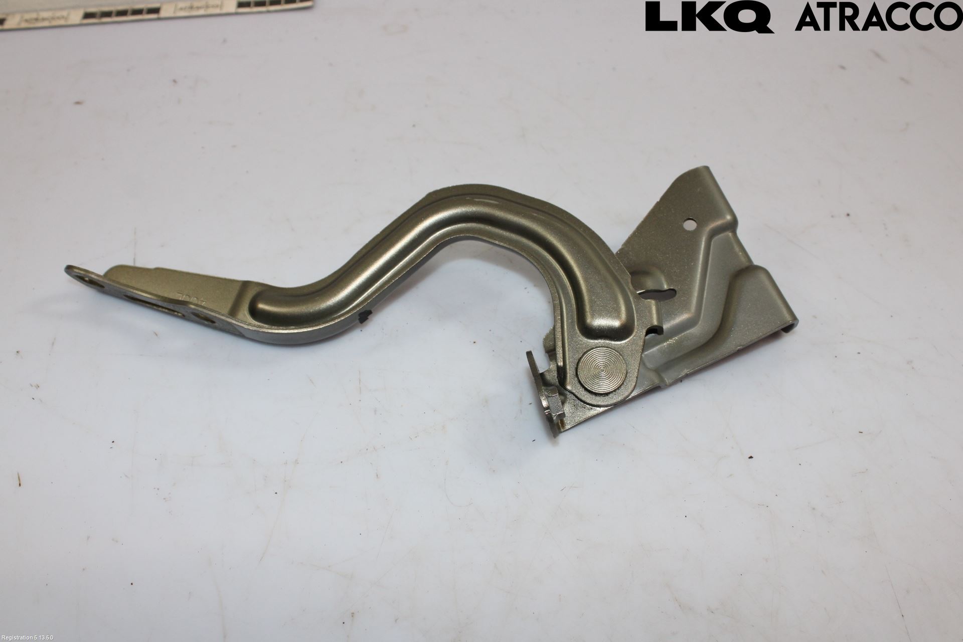 Toyota YARIS XP21 20- Panser Hengsel - Hengsler