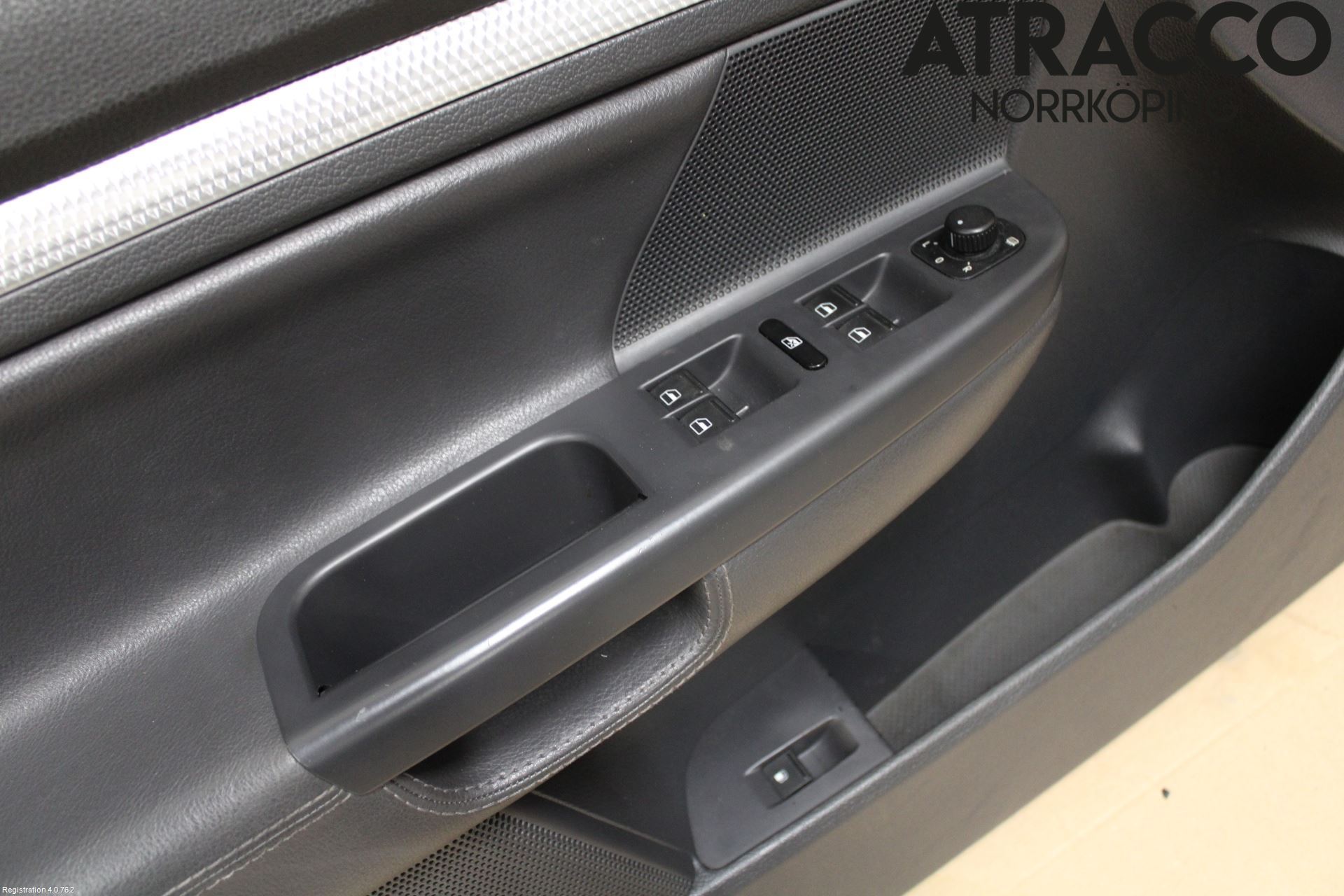 Volkswagen VW GOLF V 04-09 Innr Dørtrekk Venstre