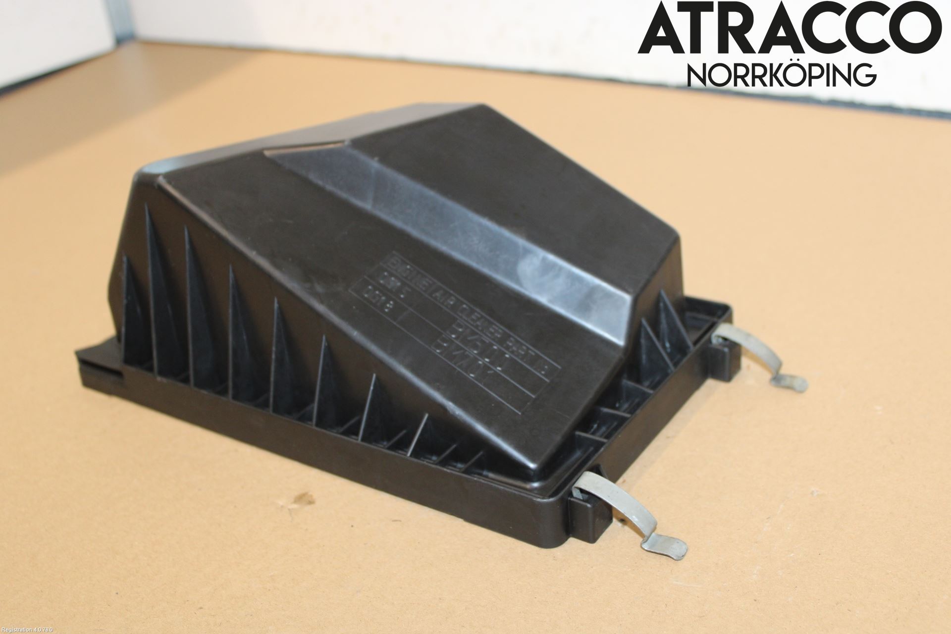 Nissan ALMERA    00-06 Luftfilter Boks
