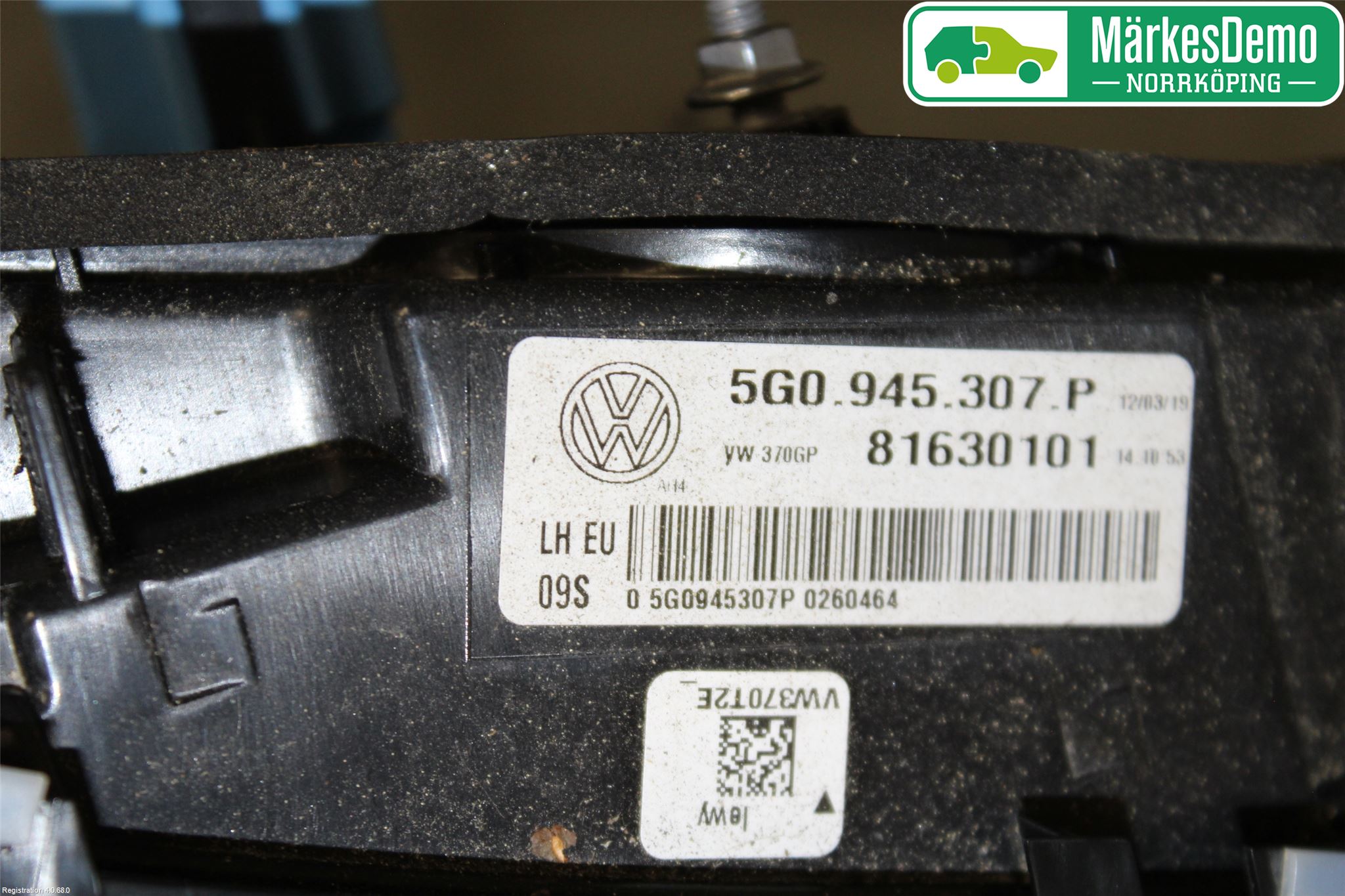 Volkswagen VW GOLF / E-GOLF VII 13-20 Baklykt Venstre  På Luke(Indre