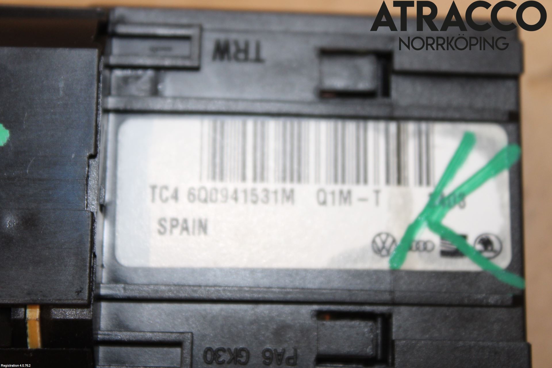 Volkswagen VW TRANSP/CARAVELLE (T5) 04-15 Bryter Hovedlys