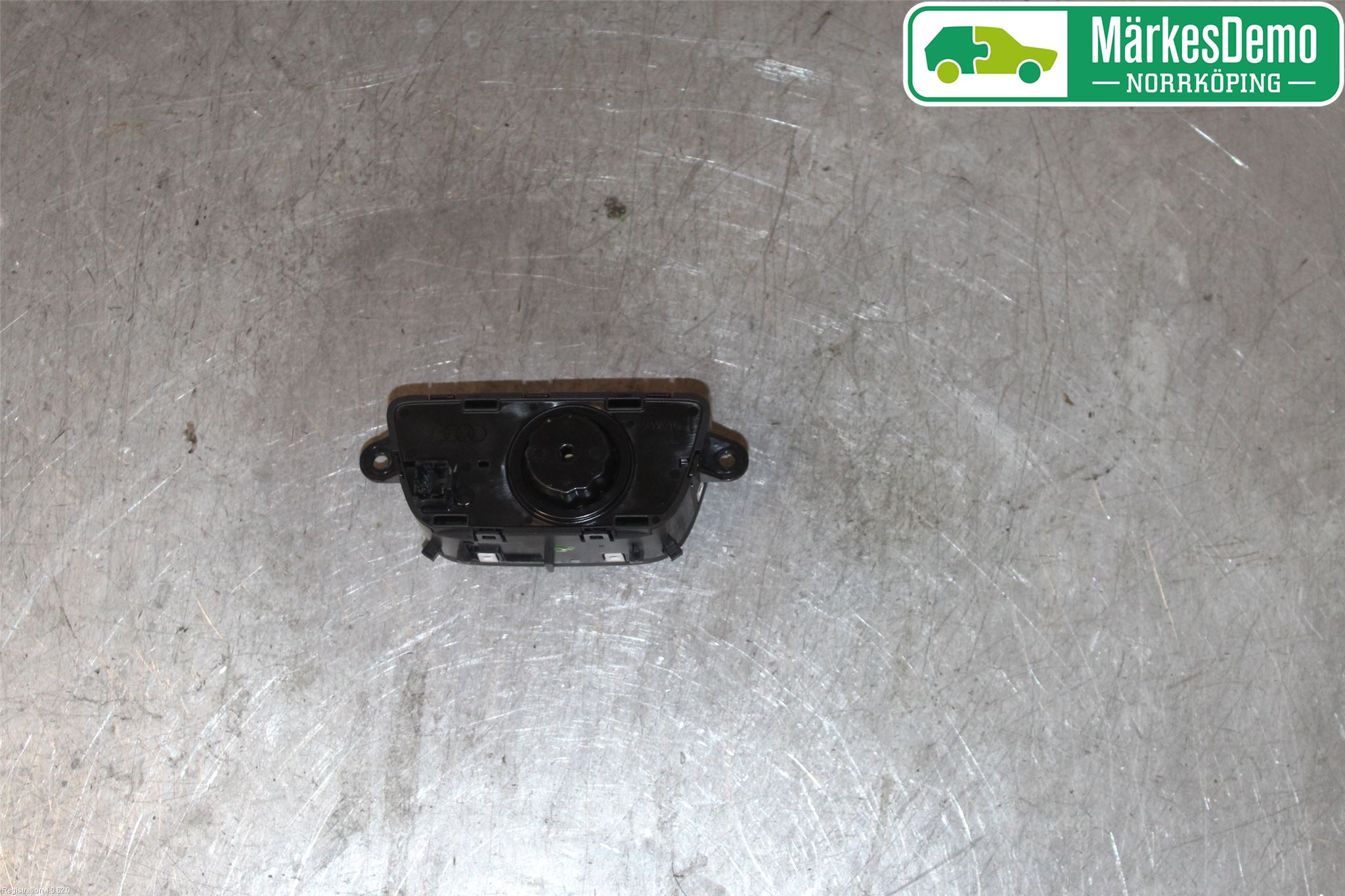 Audi A4/S4 B9 20- Bryter Hovedlys