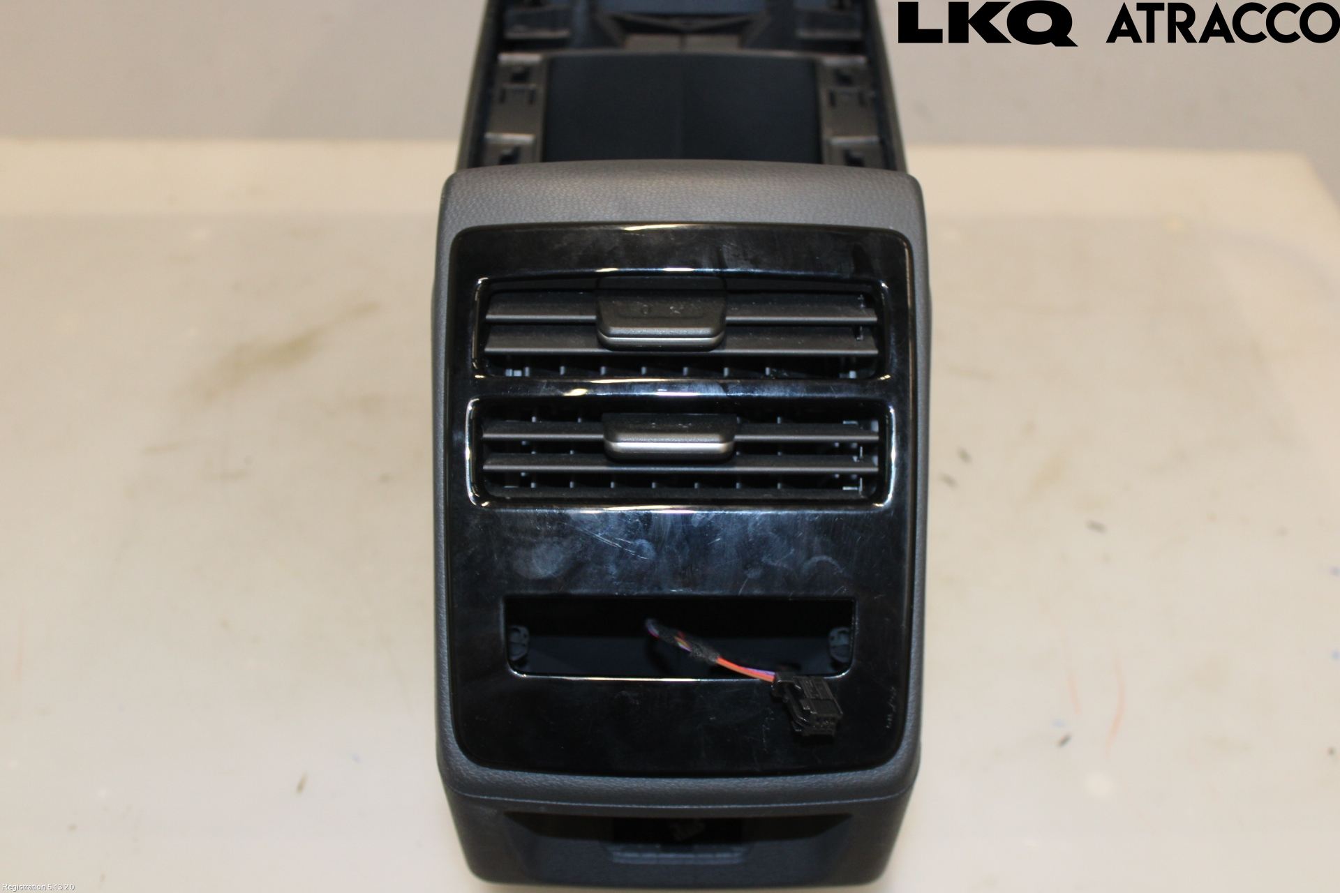 Volkswagen VW ID.7/TOURER 24- Innr Konsoll-Lomme