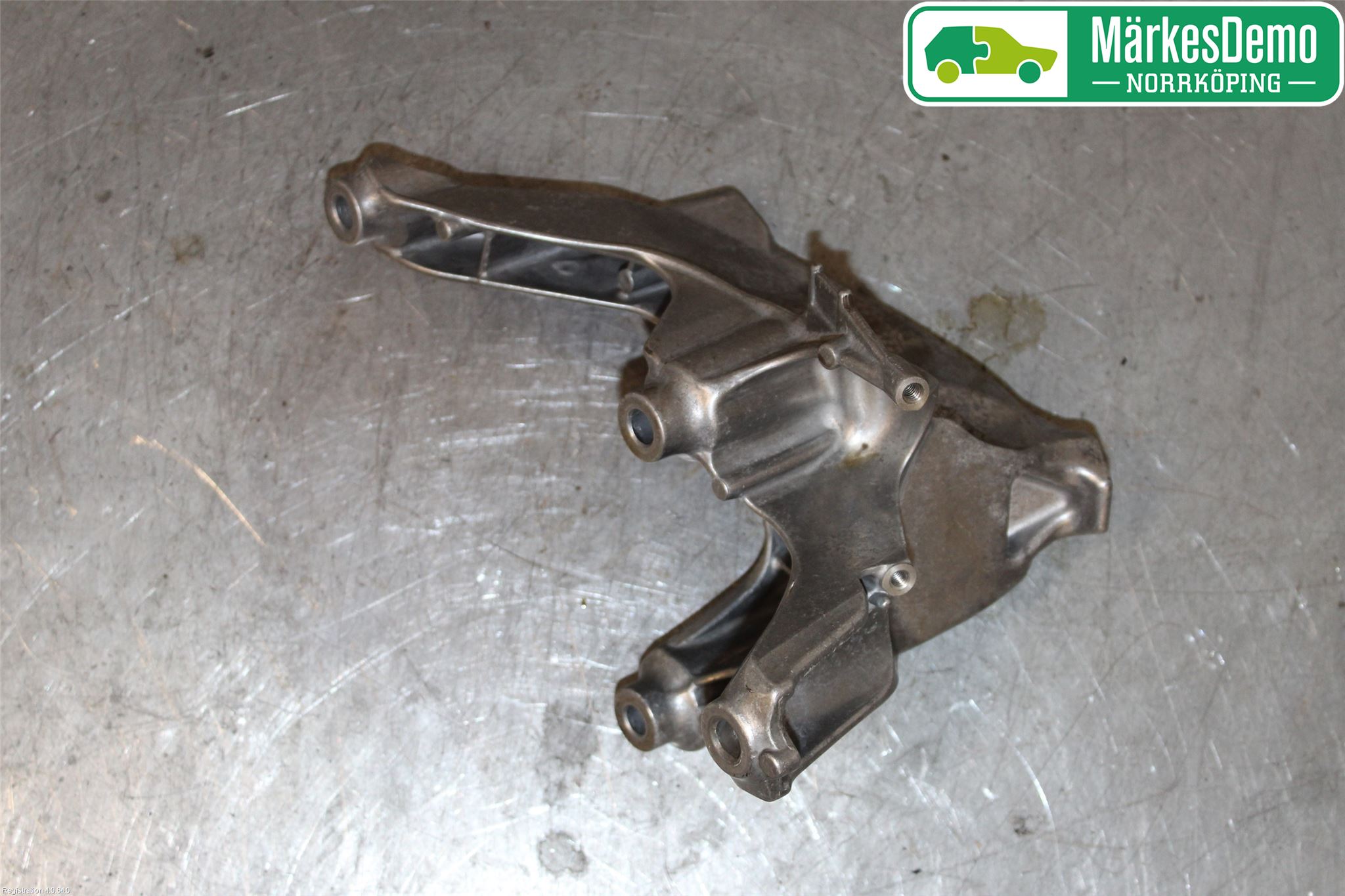 Audi A4/S4 B9 16-19 Motor Feste Stål-Alu