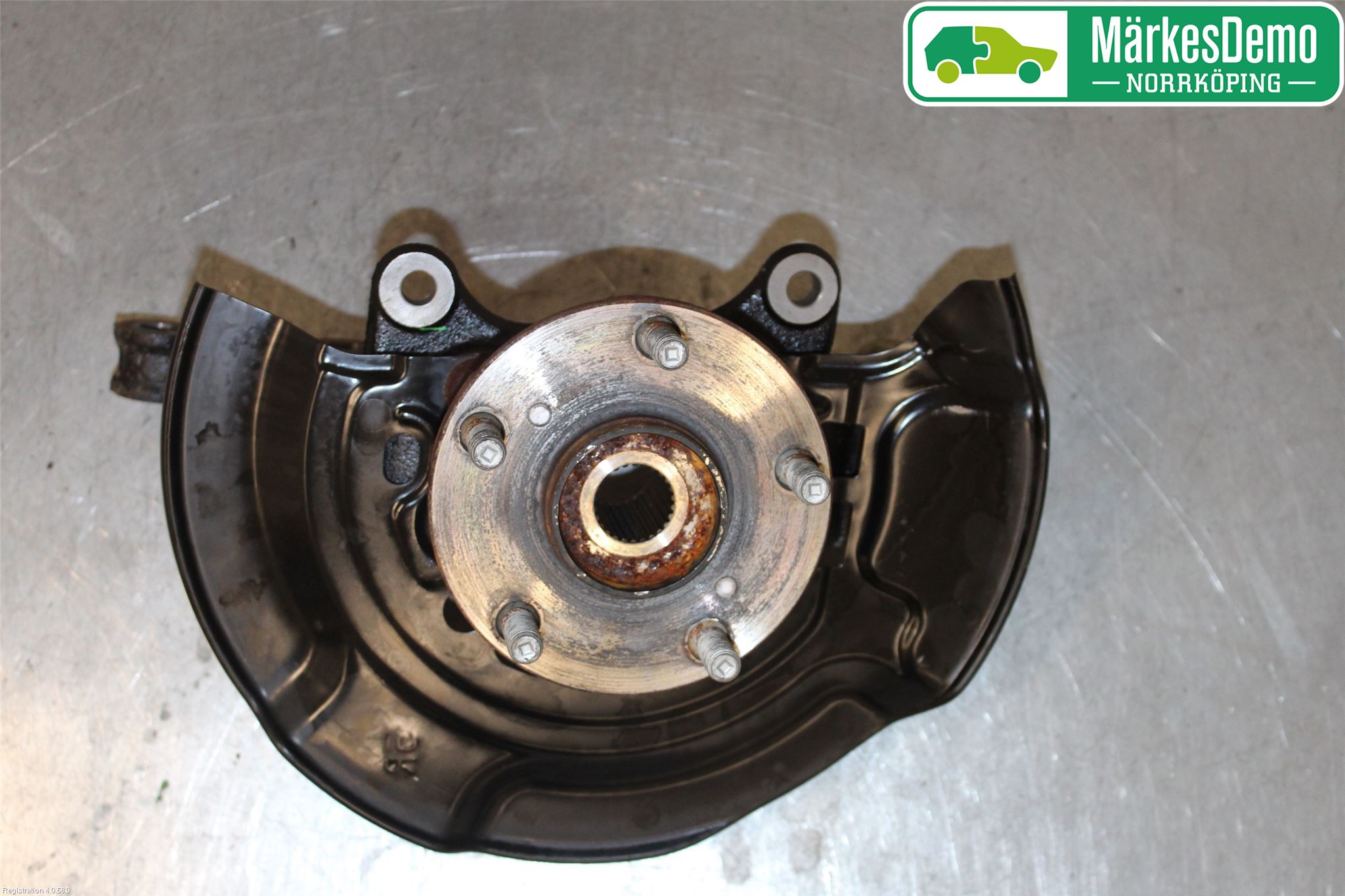 Toyota AURIS 13-19 Spindel Hf