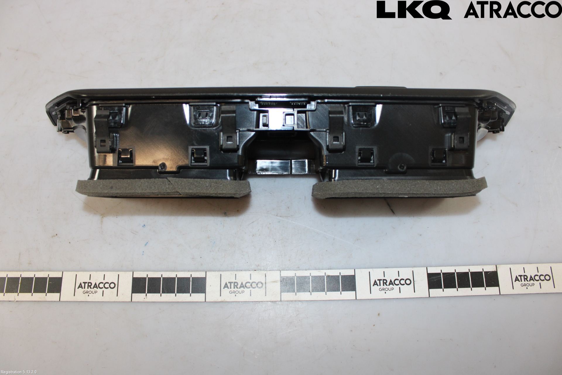 Volkswagen VW TIGUAN 24- Dashbord Kanal - Dyse