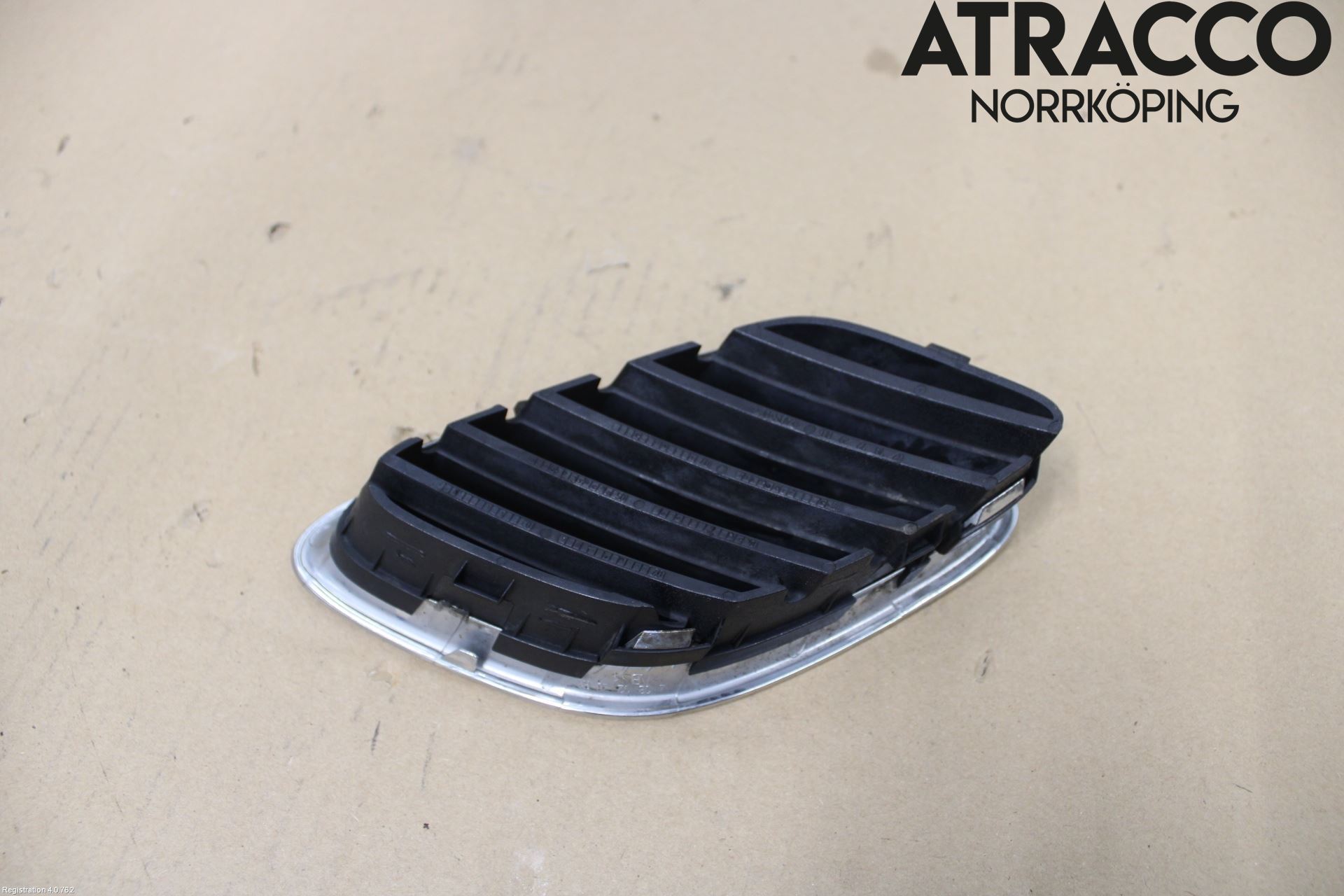 Saab 9-3 VER 2 Grilldel Høyre