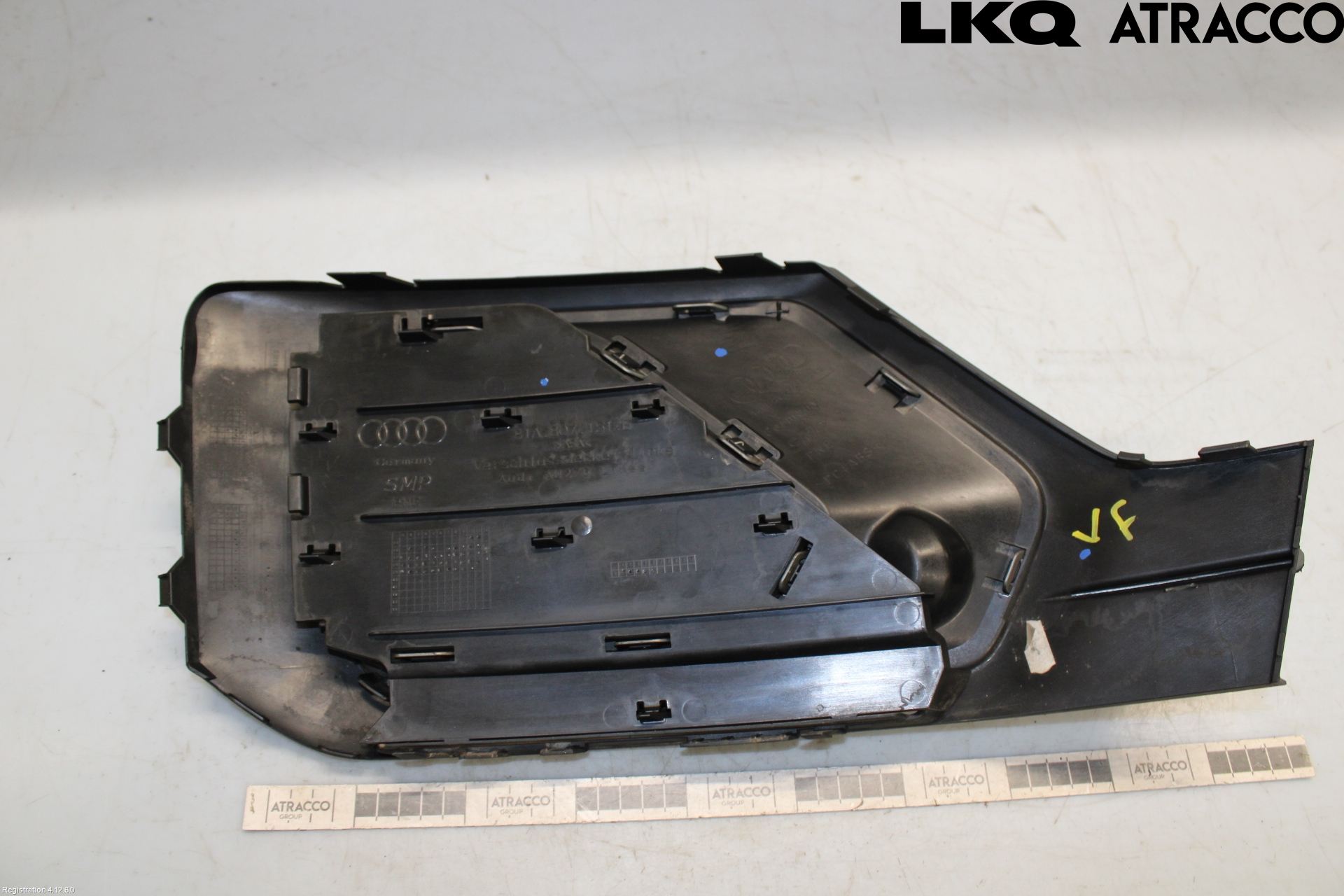 Audi Q2/SQ2 17- Grilldel Venstre
