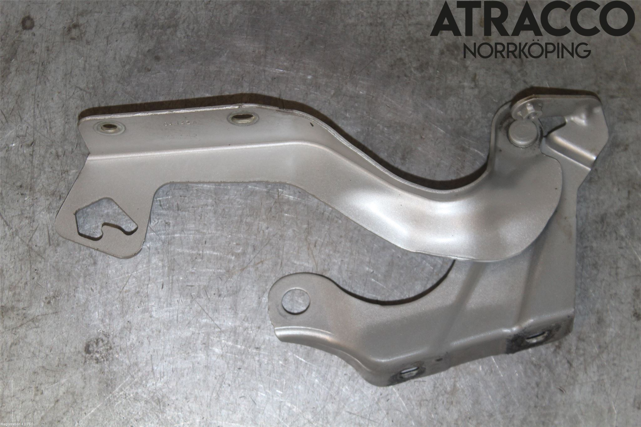 Nissan MICRA 11-16 Panser Hengsel - Hengsler