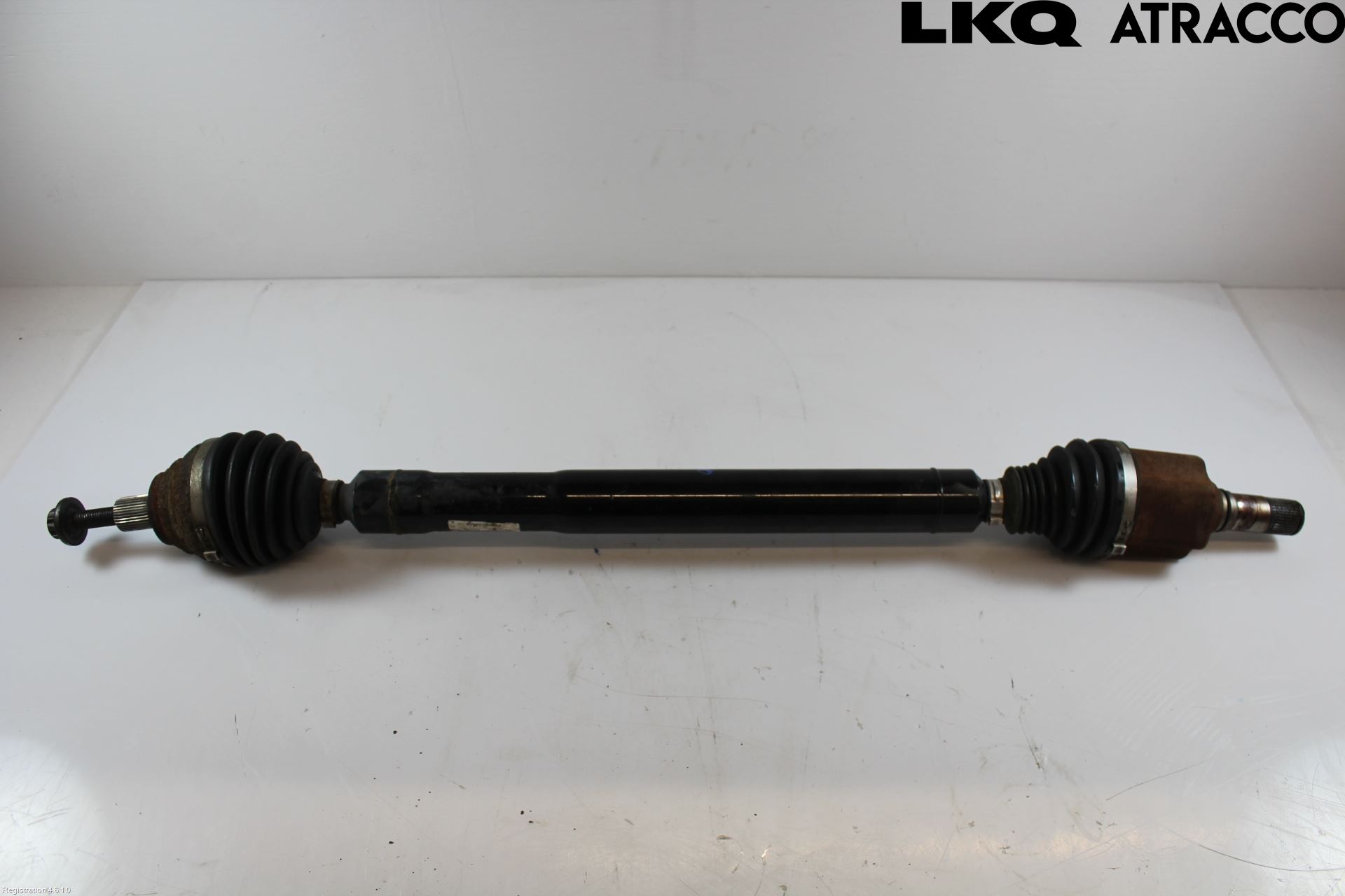 Volkswagen VW PASSAT 15-19 Drivaksel Foran Kompl Høyre